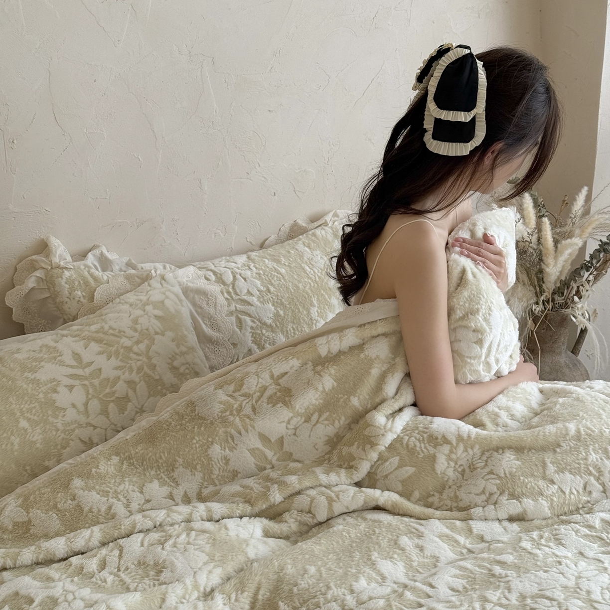 91家纺网 家纺一手货源 找家纺 MIU缪家居 2025新款A版兔毛B版牛奶绒四件套-法芙娜 法芙娜-芥末黄