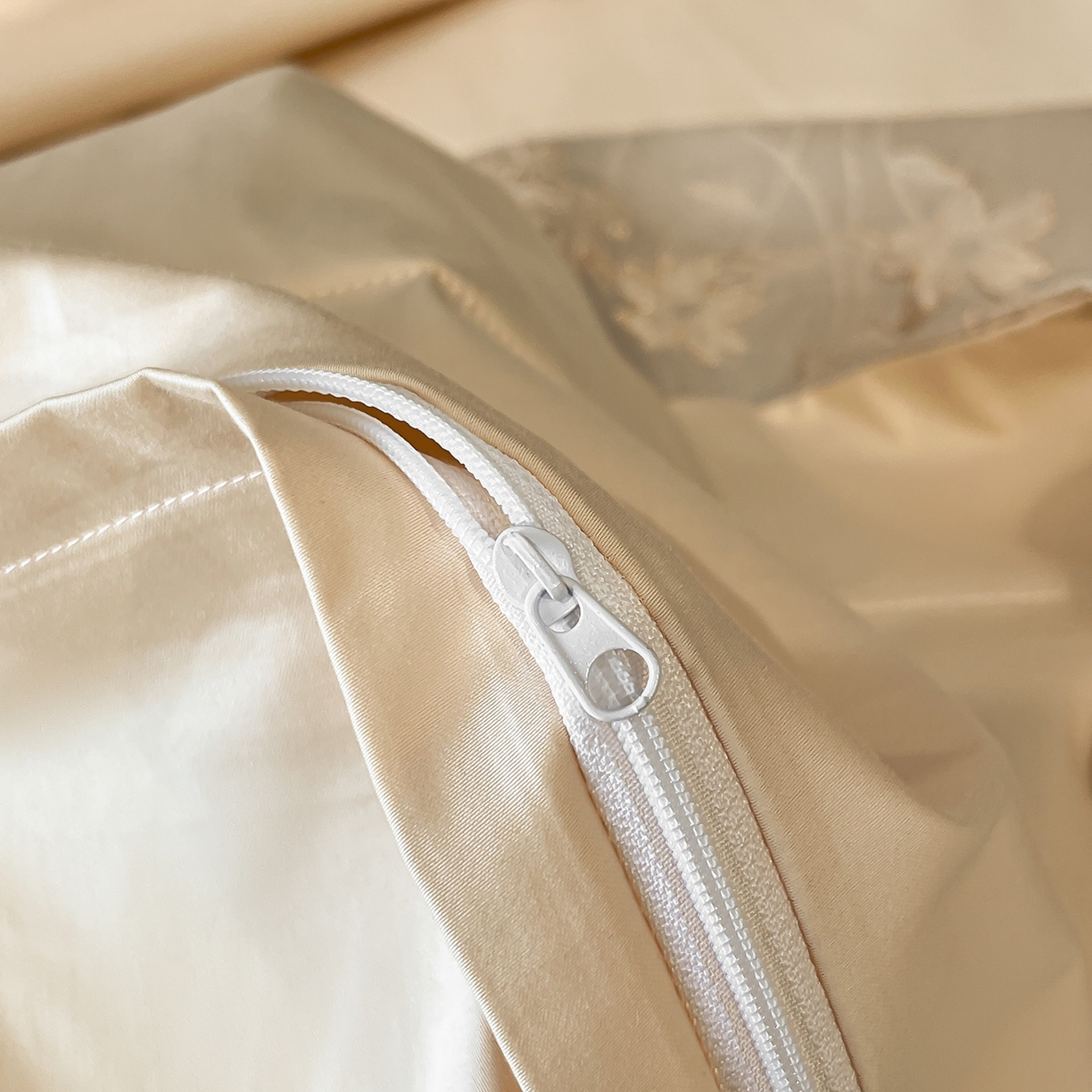 91家纺网 家纺一手货源 找家纺 置顶家纺 2025新款漫芙提花亲肤系列四件套 漫芙-咖色