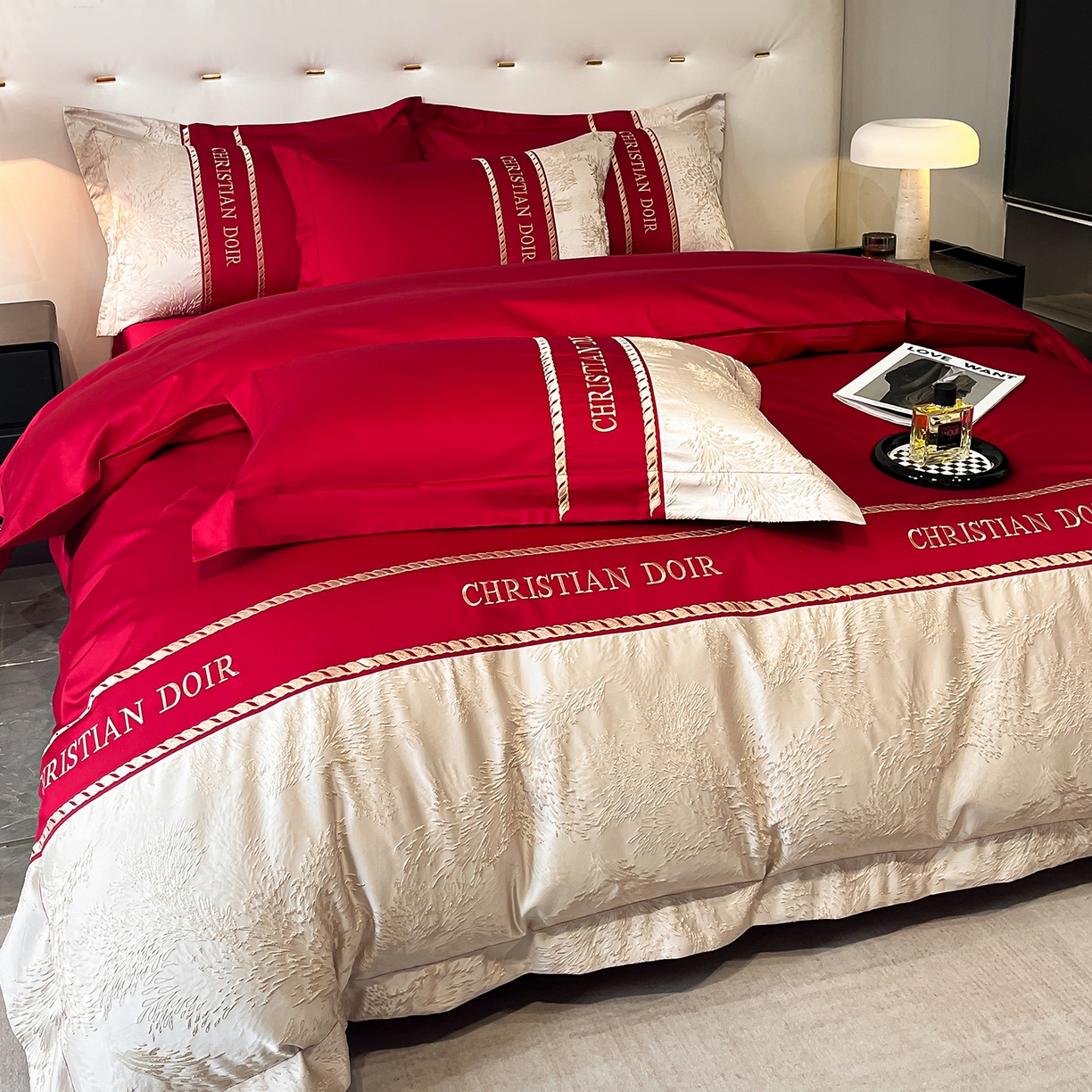 91家纺网 家纺一手货源 找家纺 置顶家纺 2025新款漫芙提花亲肤系列四件套 优尼-大红