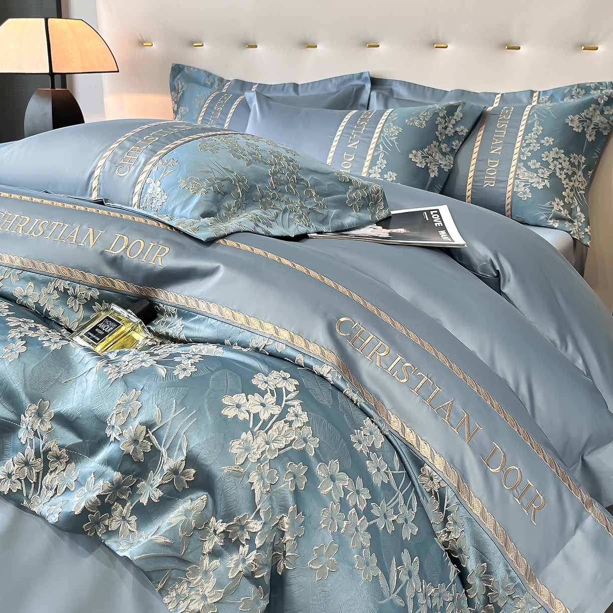 91家纺网 家纺一手货源 找家纺 置顶家纺 2025新款漫芙提花亲肤系列四件套 漫芙-宾利蓝