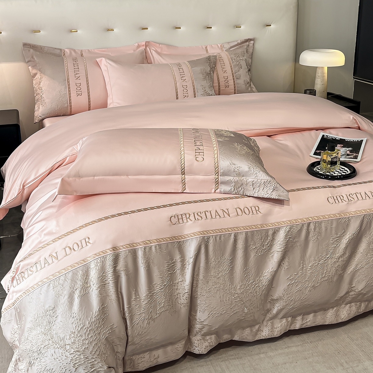 91家纺网 家纺一手货源 找家纺 置顶家纺 2025新款漫芙提花亲肤系列四件套 优尼-玉粉