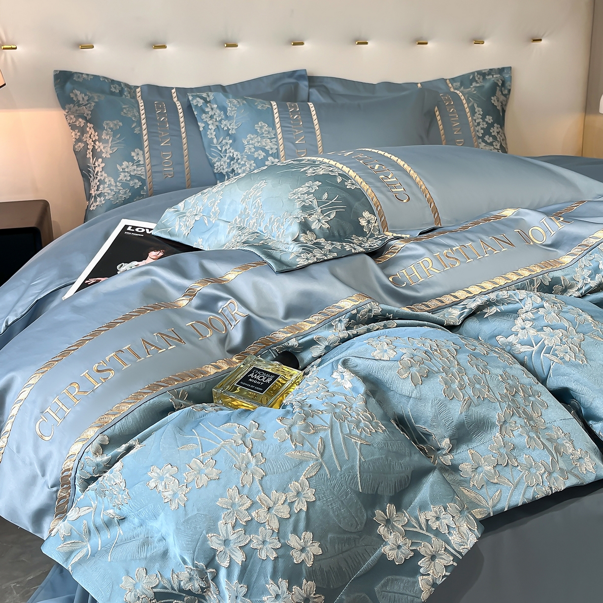 91家纺网 家纺一手货源 找家纺 置顶家纺 2025新款漫芙提花亲肤系列四件套 漫芙-宾利蓝