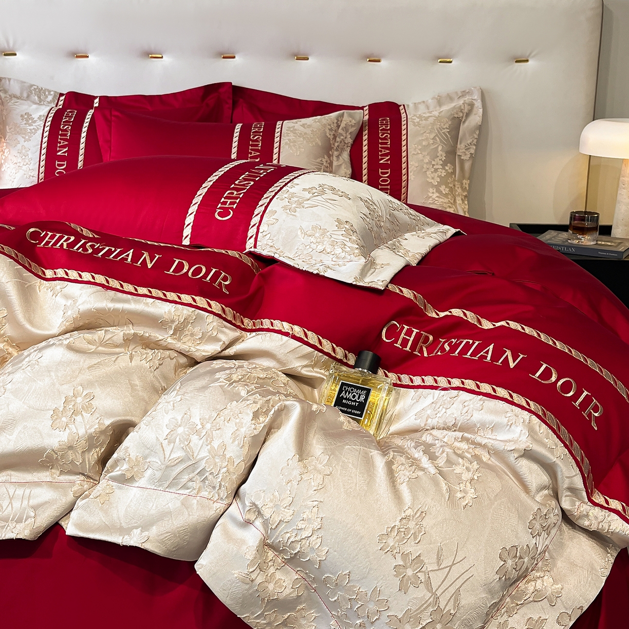 91家纺网 家纺一手货源 找家纺 置顶家纺 2025新款漫芙提花亲肤系列四件套 漫芙-大红