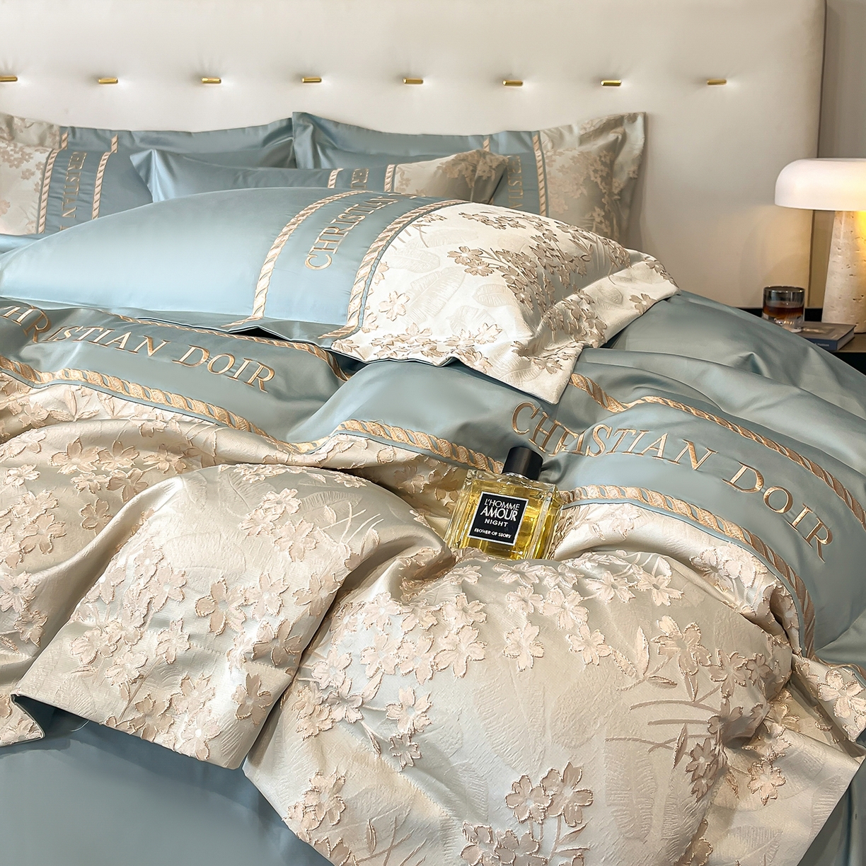 91家纺网 家纺一手货源 找家纺 置顶家纺 2025新款漫芙提花亲肤系列四件套 漫芙-繁星蓝