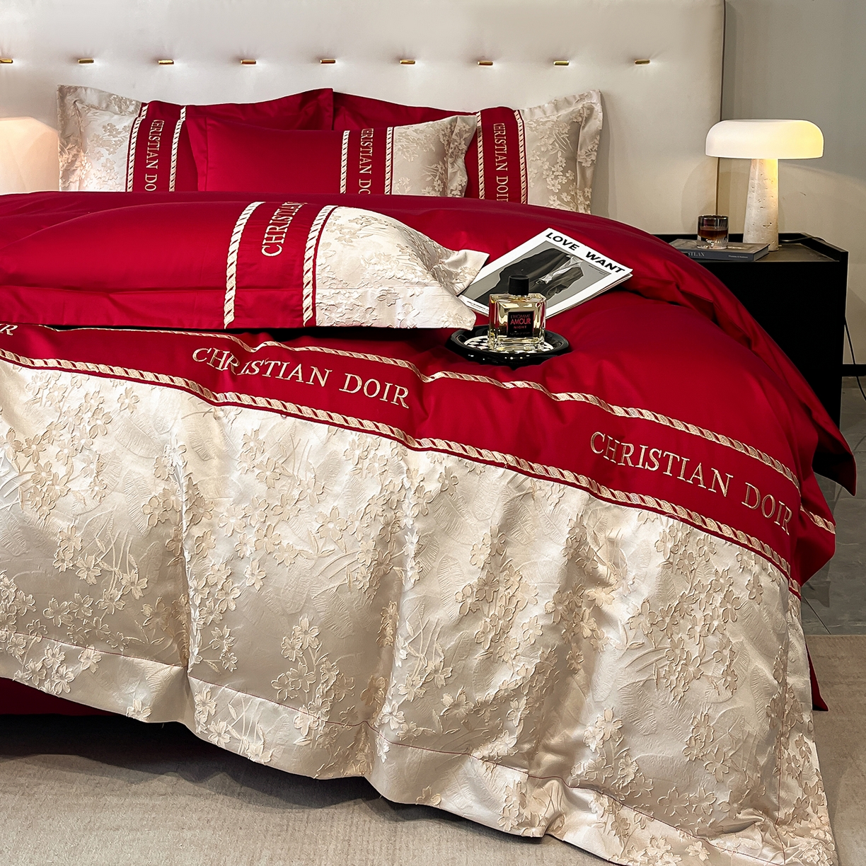 91家纺网 家纺一手货源 找家纺 置顶家纺 2025新款漫芙提花亲肤系列四件套 漫芙-大红