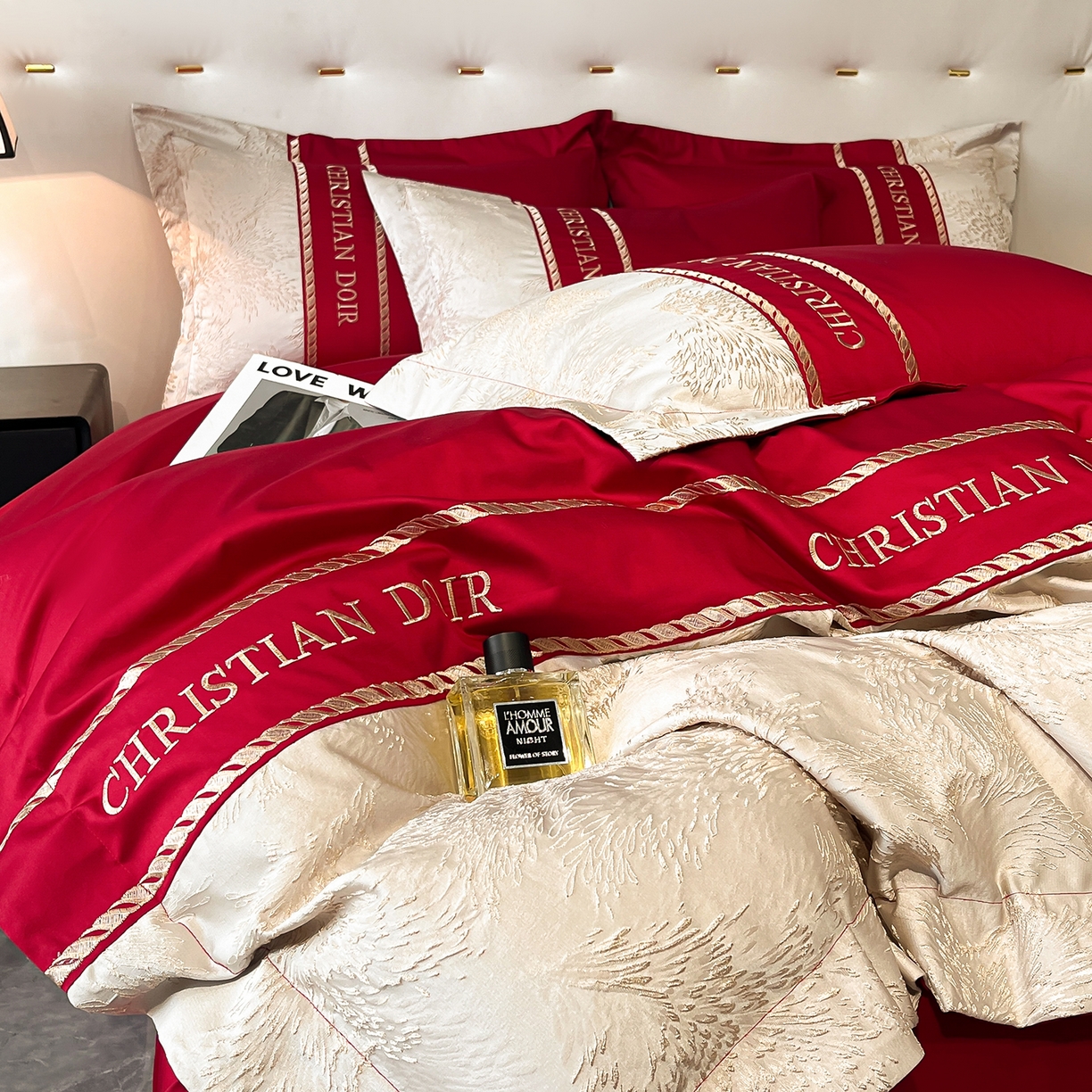 91家纺网 家纺一手货源 找家纺 置顶家纺 2025新款漫芙提花亲肤系列四件套 优尼-大红