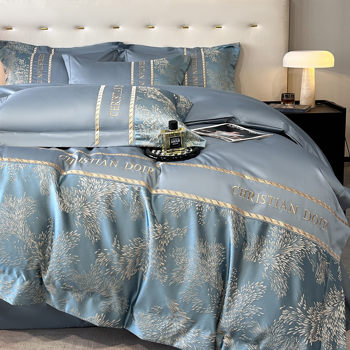 91家纺网 家纺一手货源 找家纺 置顶家纺 2025新款漫芙提花亲肤系列四件套 优尼-宾利蓝