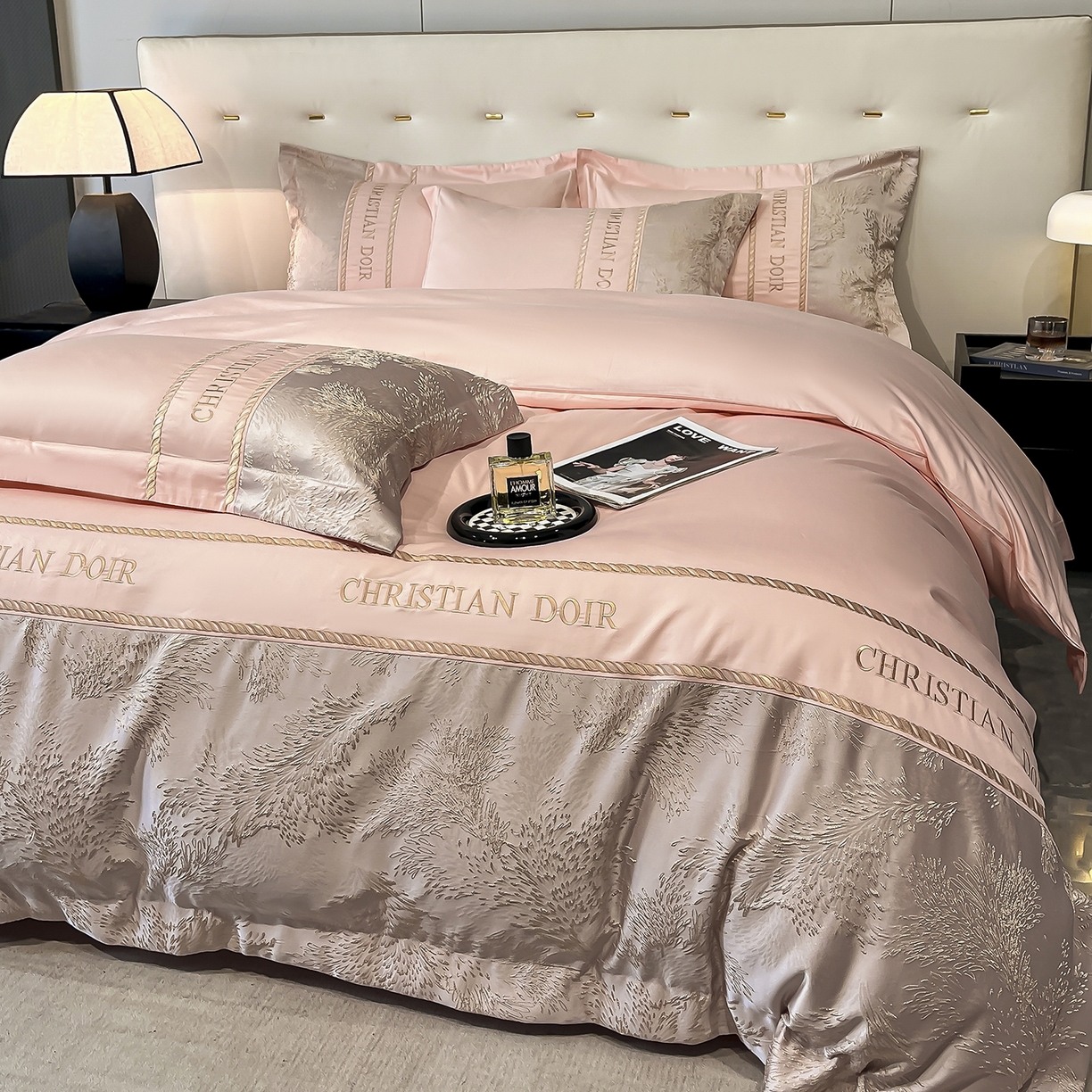 91家纺网 家纺一手货源 找家纺 置顶家纺 2025新款漫芙提花亲肤系列四件套 优尼-玉粉