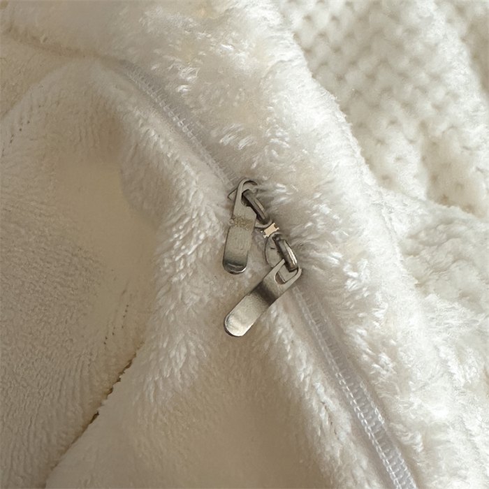 91家纺网 家纺一手货源 找家纺 爱彼家纺 2025冬季新款色织拼色编织提花轻奢牛奶绒四件套-织锦系列 织锦-白露