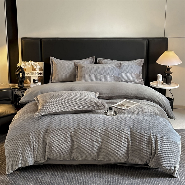 91家纺网 家纺一手货源 找家纺 爱彼家纺 2025冬季新款色织拼色编织提花轻奢牛奶绒四件套-织锦系列 织锦-灰调