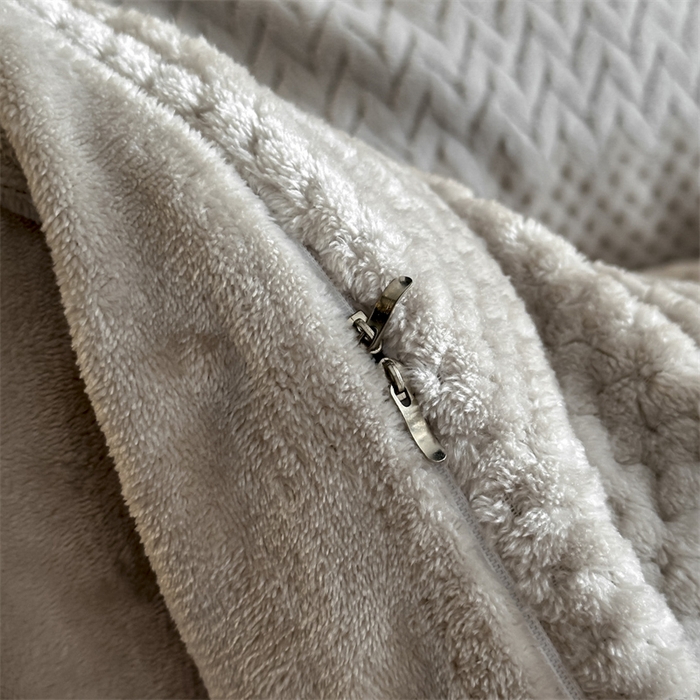 91家纺网 家纺一手货源 找家纺 爱彼家纺 2025冬季新款色织拼色编织提花轻奢牛奶绒四件套-织锦系列 织锦-咖韵