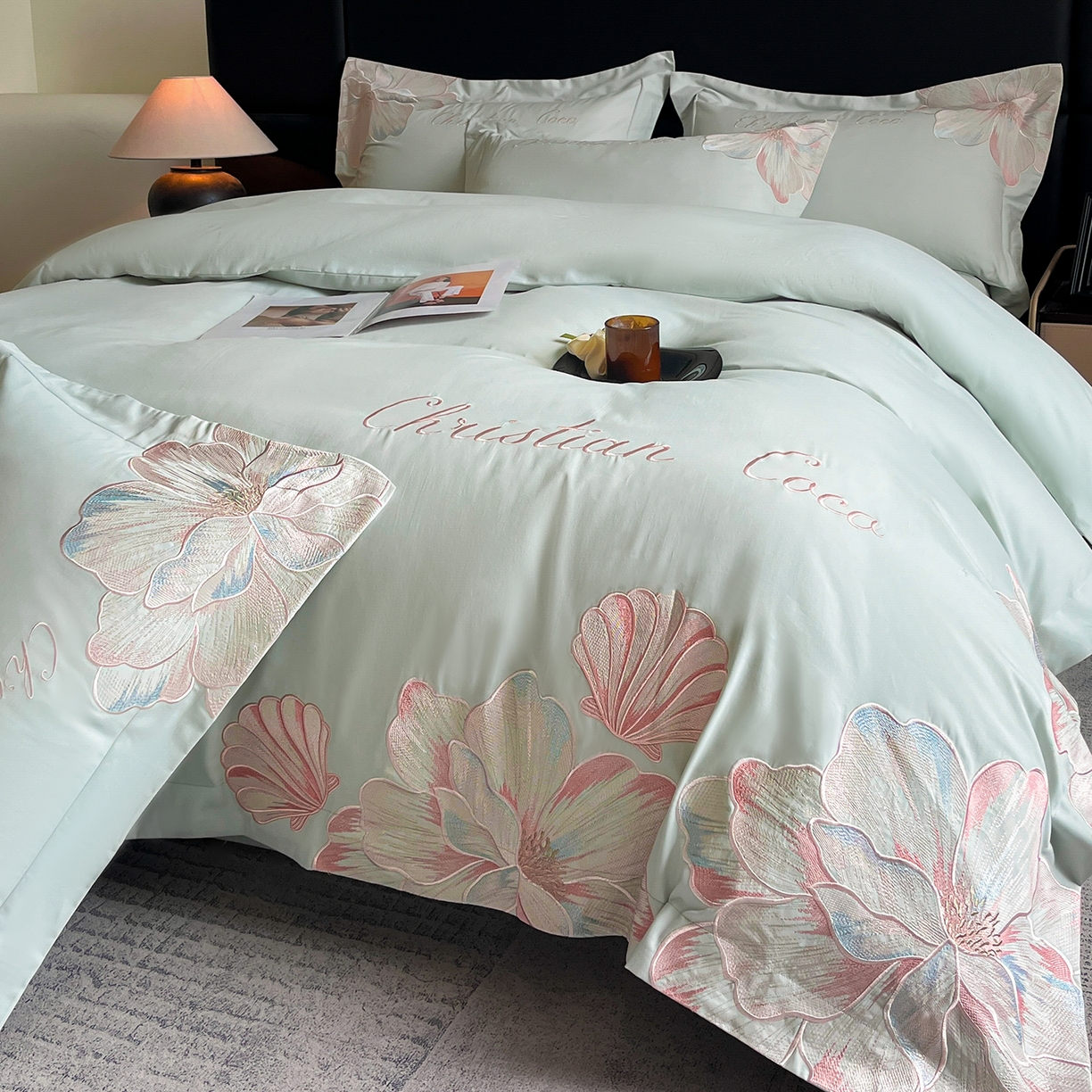 91家纺网 家纺一手货源 找家纺 （总）置顶家纺 2025新款COCO小姐加厚磨毛亲肤四件套