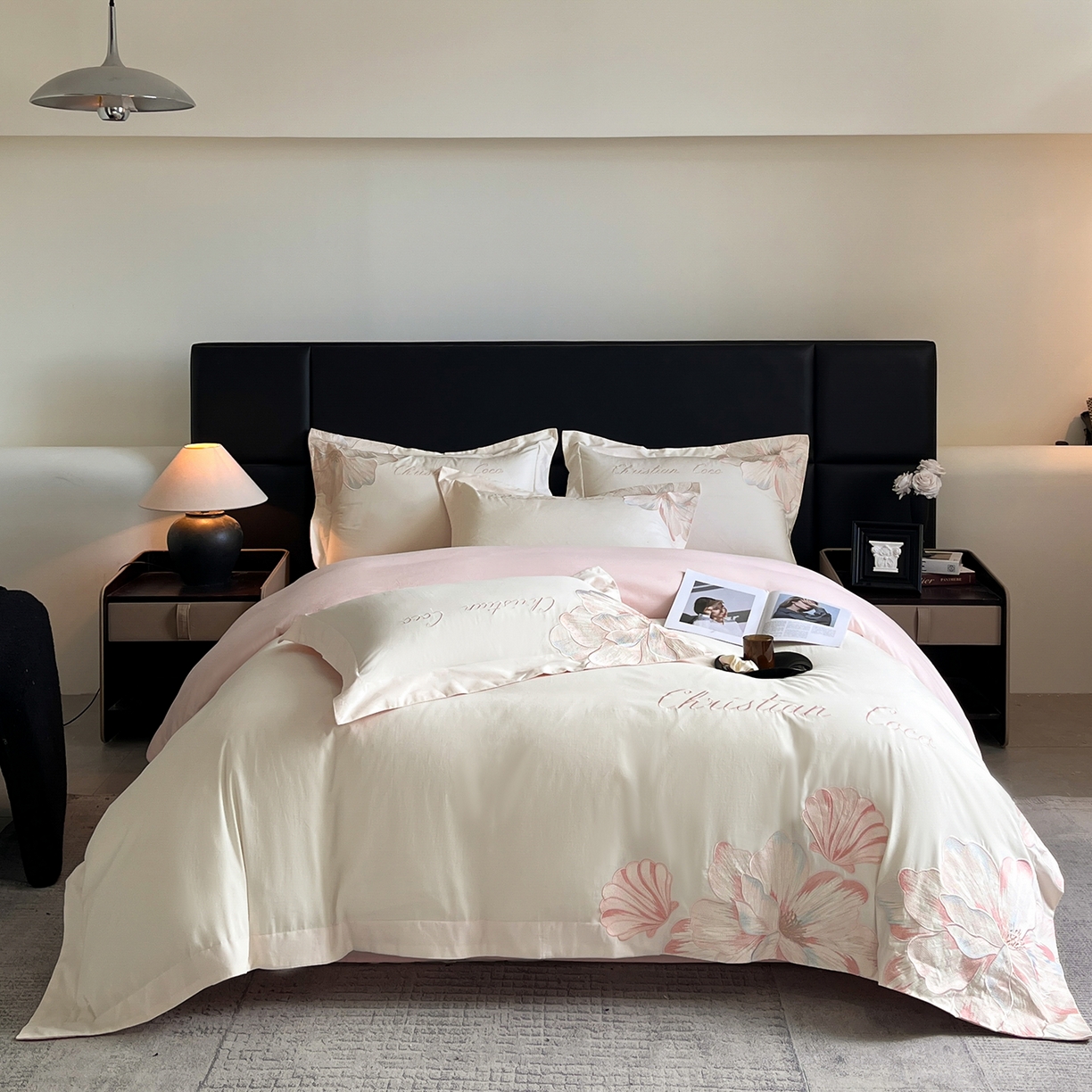 置顶家纺 2025新款COCO小姐加厚磨毛亲肤四件套 COCO小姐加厚磨毛-奶白+粉