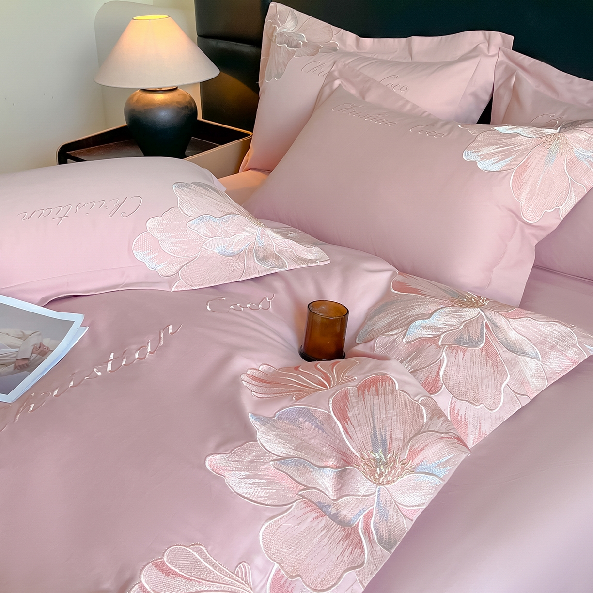 91家纺网 家纺一手货源 找家纺 置顶家纺 2025新款COCO小姐加厚磨毛亲肤四件套 COCO小姐加厚磨毛-浅豆沙