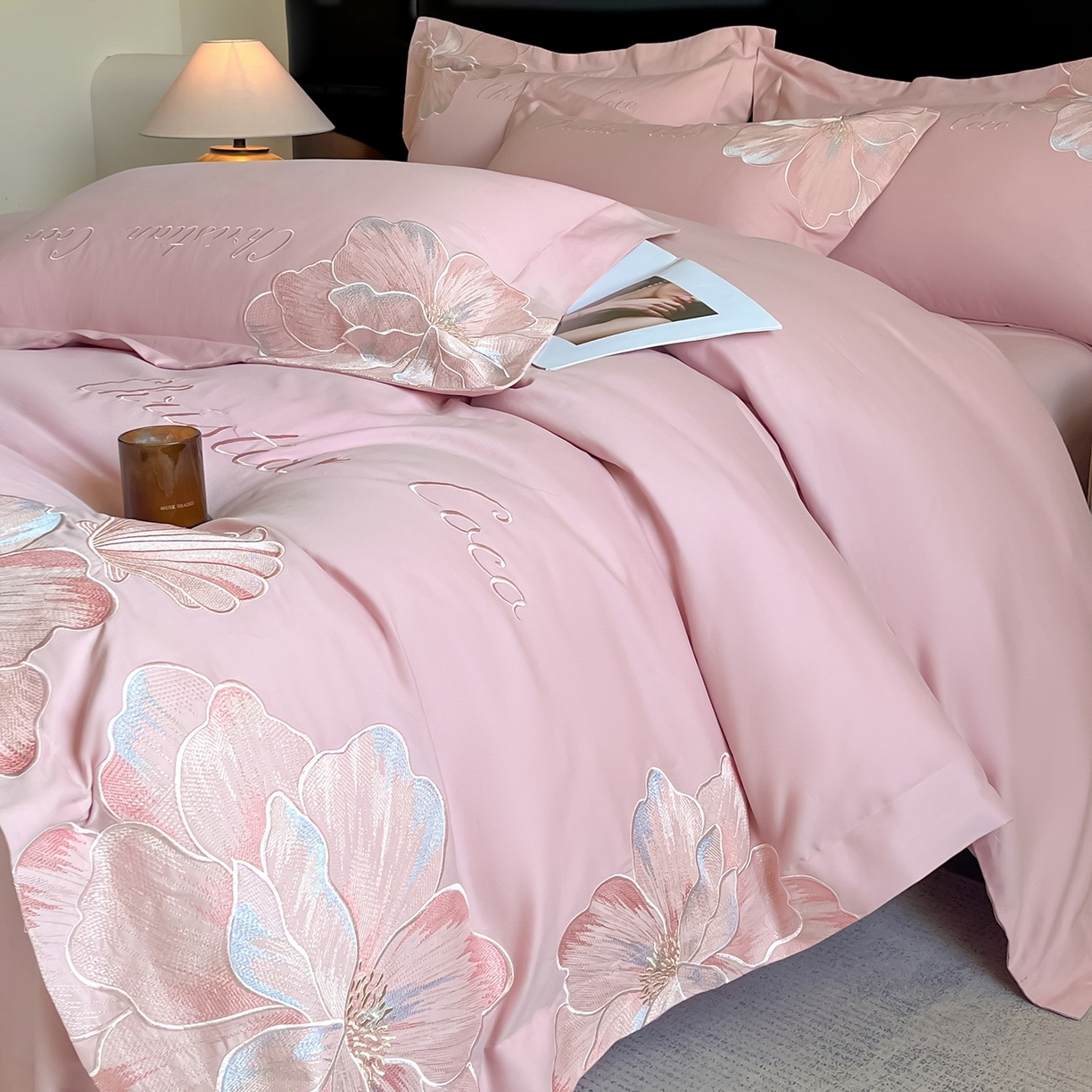 91家纺网 家纺一手货源 找家纺 置顶家纺 2025新款COCO小姐加厚磨毛亲肤四件套 COCO小姐加厚磨毛-浅豆沙