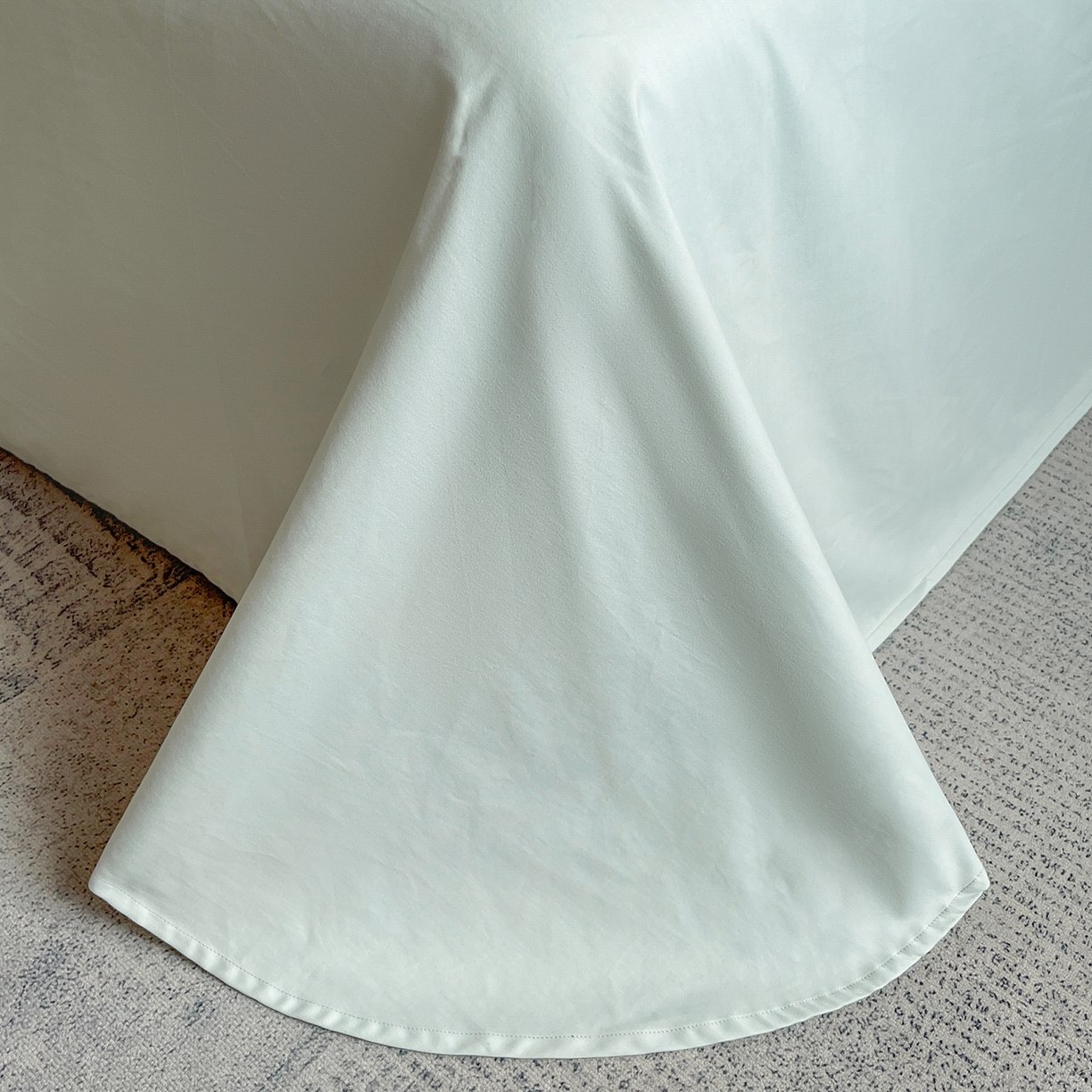 91家纺网 家纺一手货源 找家纺 置顶家纺 2025新款COCO小姐加厚磨毛亲肤四件套 COCO小姐加厚磨毛-繁星蓝