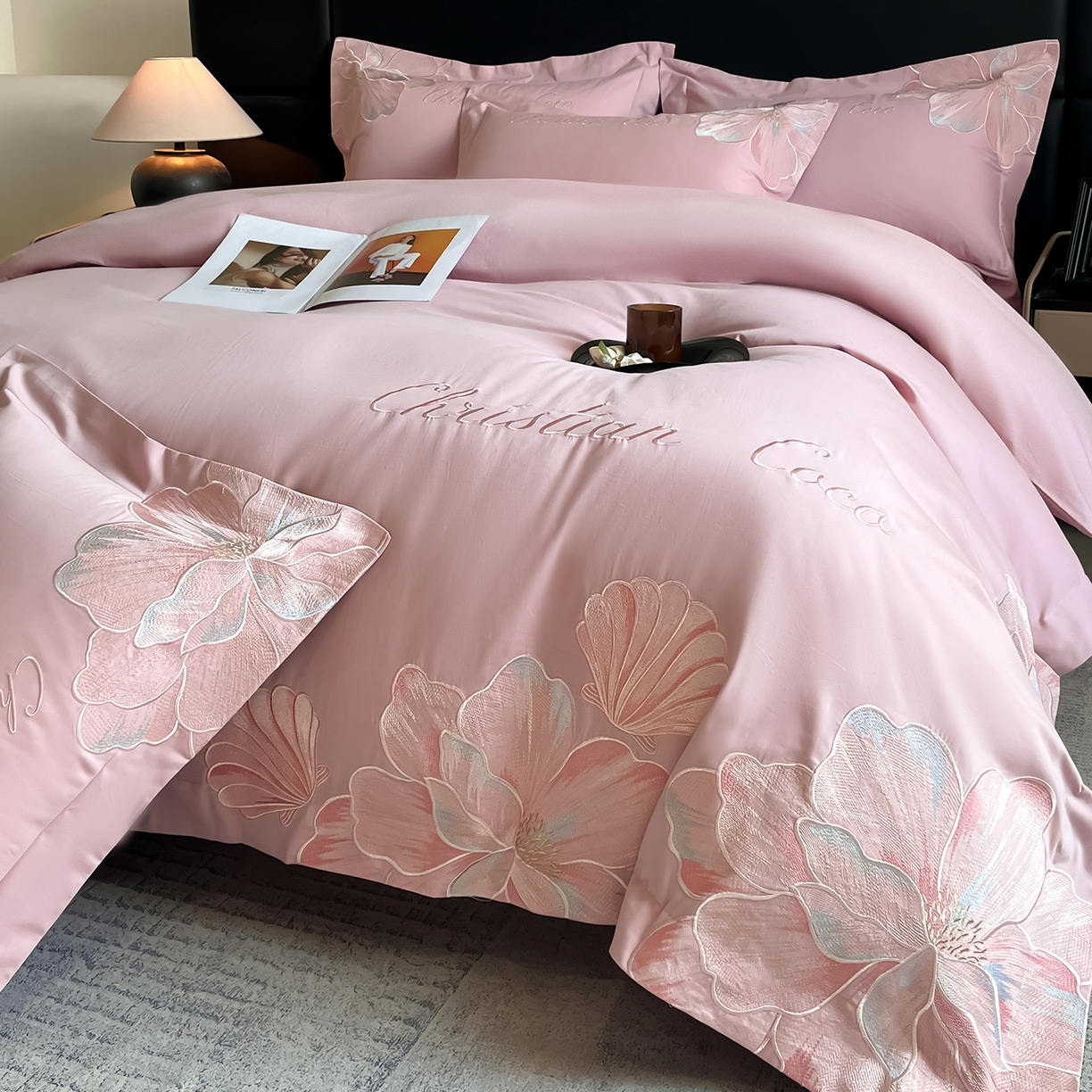 91家纺网 家纺一手货源 找家纺 置顶家纺 2025新款COCO小姐加厚磨毛亲肤四件套 COCO小姐加厚磨毛-浅豆沙