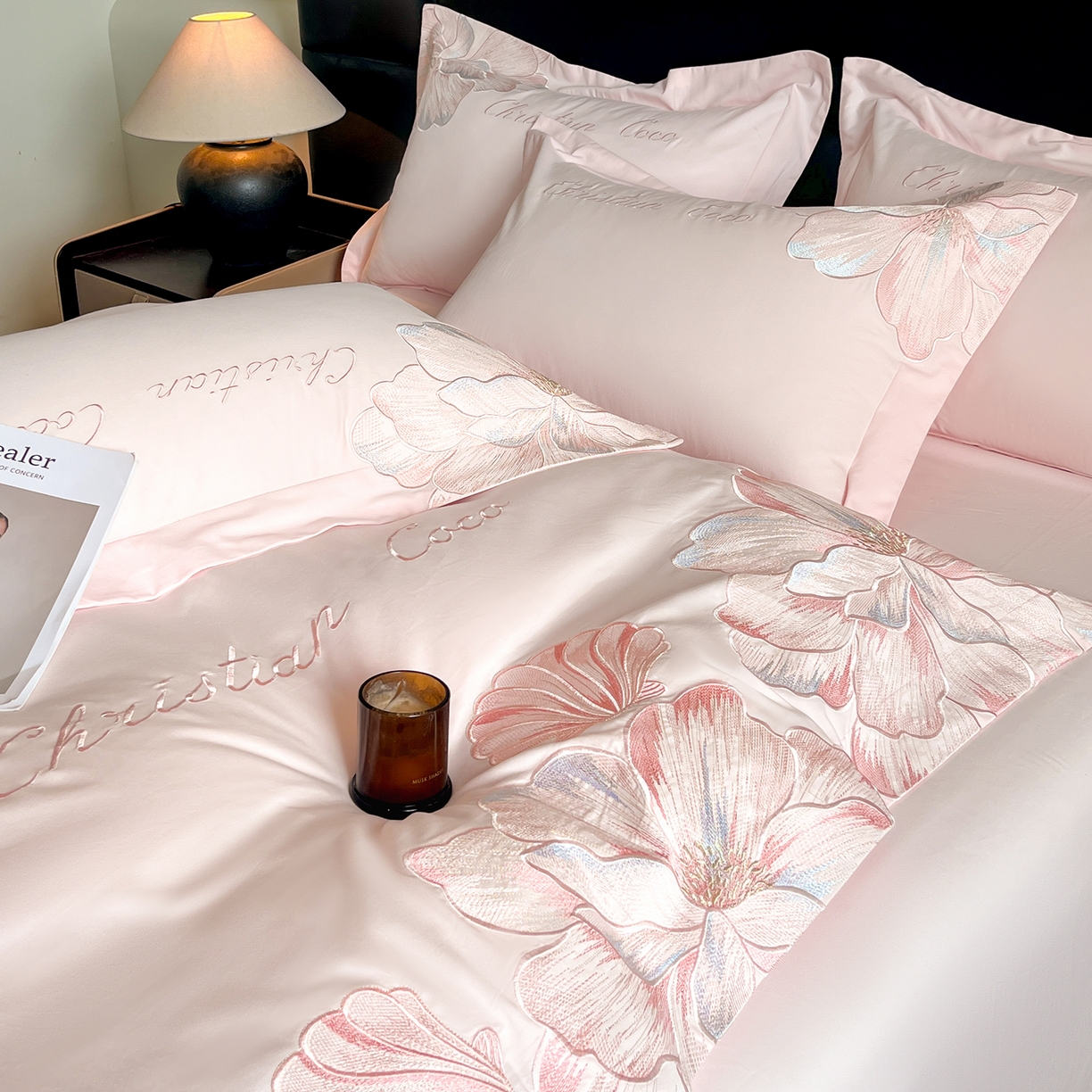 91家纺网 家纺一手货源 找家纺 置顶家纺 2025新款COCO小姐加厚磨毛亲肤四件套 COCO小姐加厚磨毛-玉粉