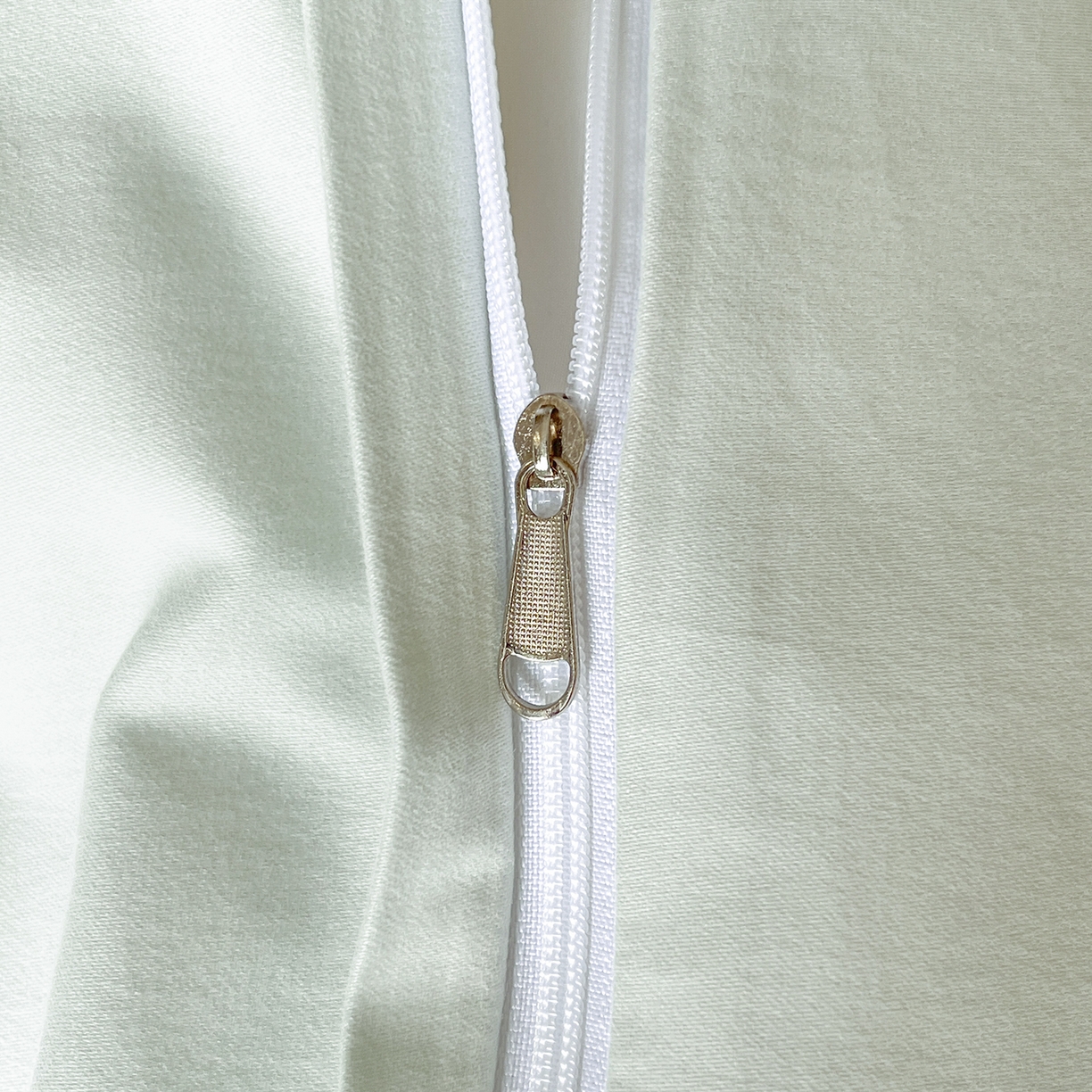 91家纺网 家纺一手货源 找家纺 置顶家纺 2025新款COCO小姐加厚磨毛亲肤四件套 COCO小姐加厚磨毛-奶白+繁星蓝