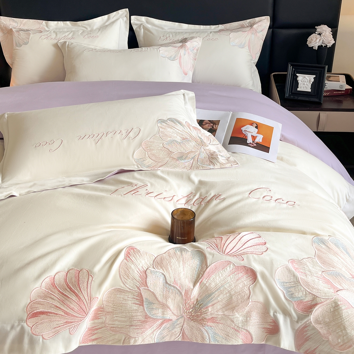 91家纺网 家纺一手货源 找家纺 置顶家纺 2025新款COCO小姐加厚磨毛亲肤四件套 COCO小姐加厚磨毛-奶白+香芋紫