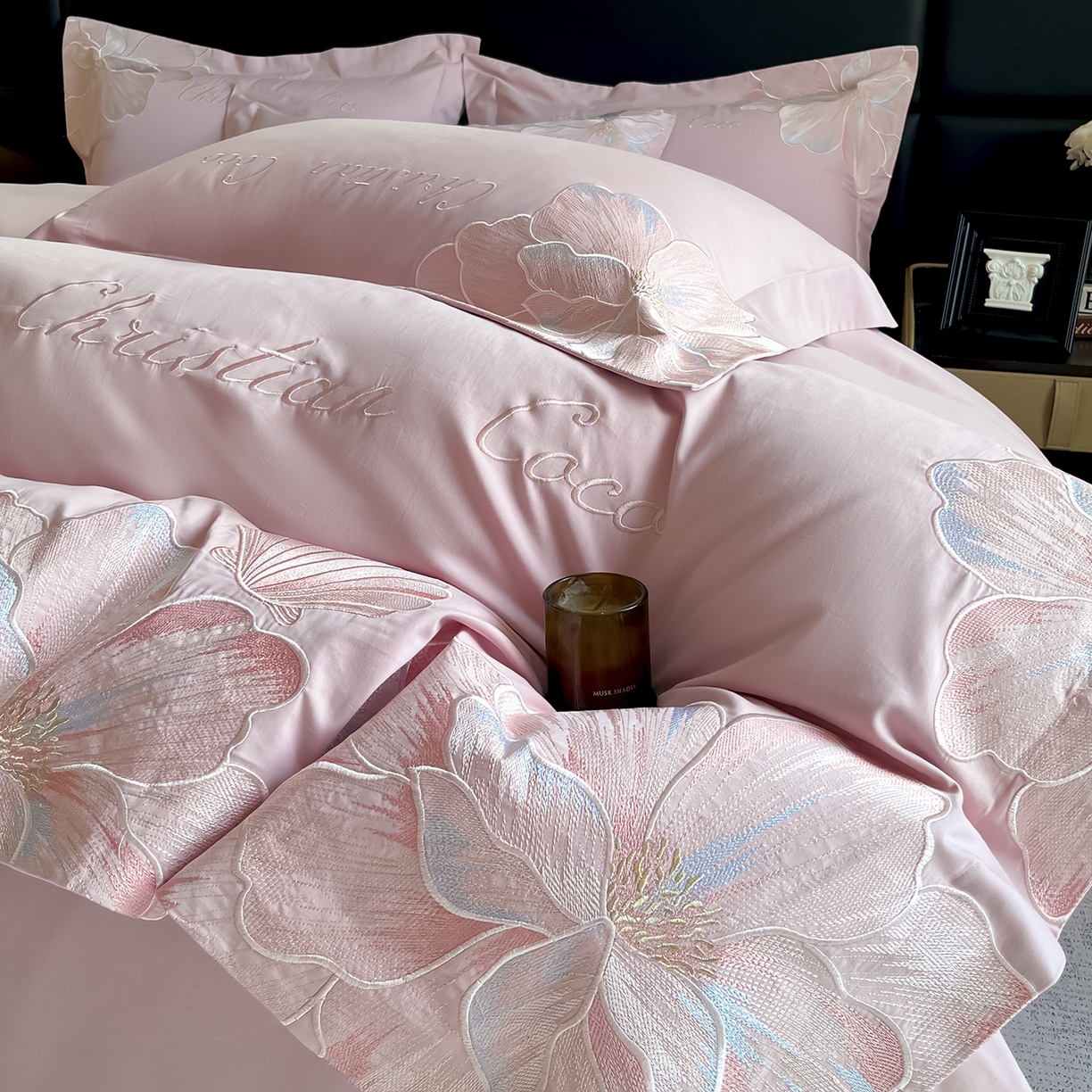 91家纺网 家纺一手货源 找家纺 置顶家纺 2025新款COCO小姐加厚磨毛亲肤四件套 COCO小姐加厚磨毛-浅豆沙