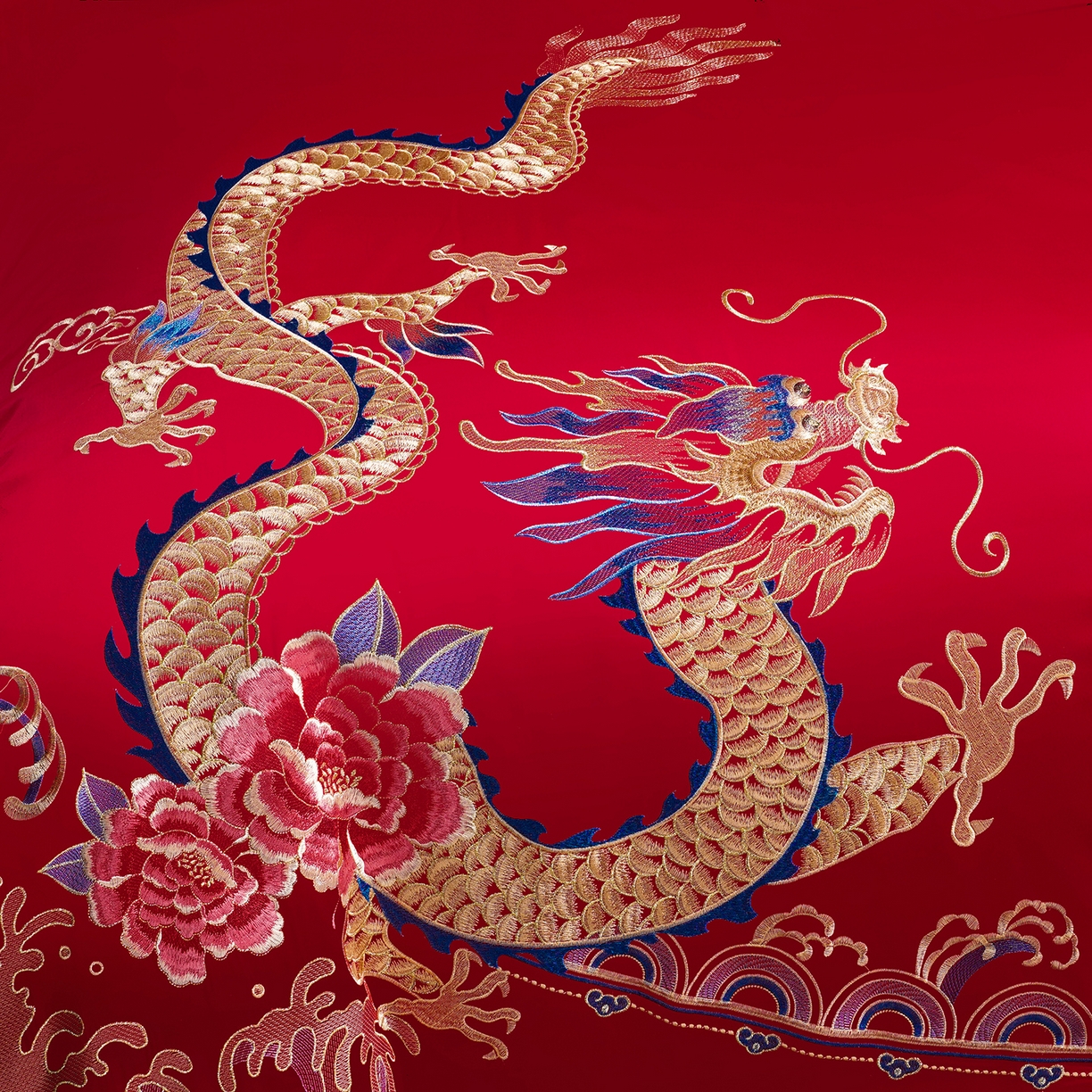 91家纺网 家纺一手货源 找家纺 置顶家纺 2025新款新中式婚庆亲肤刺绣四件套 龙腾凤悦-大红