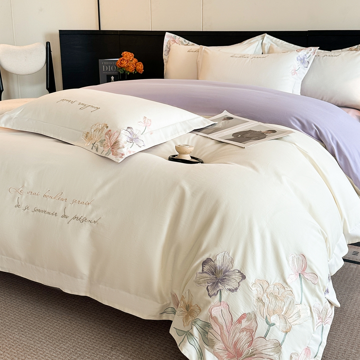 91家纺网 家纺一手货源 找家纺 置顶家纺 2025秋冬新款加厚全棉磨毛四件套-秘密花园 秘密花园-奶白+香芋紫