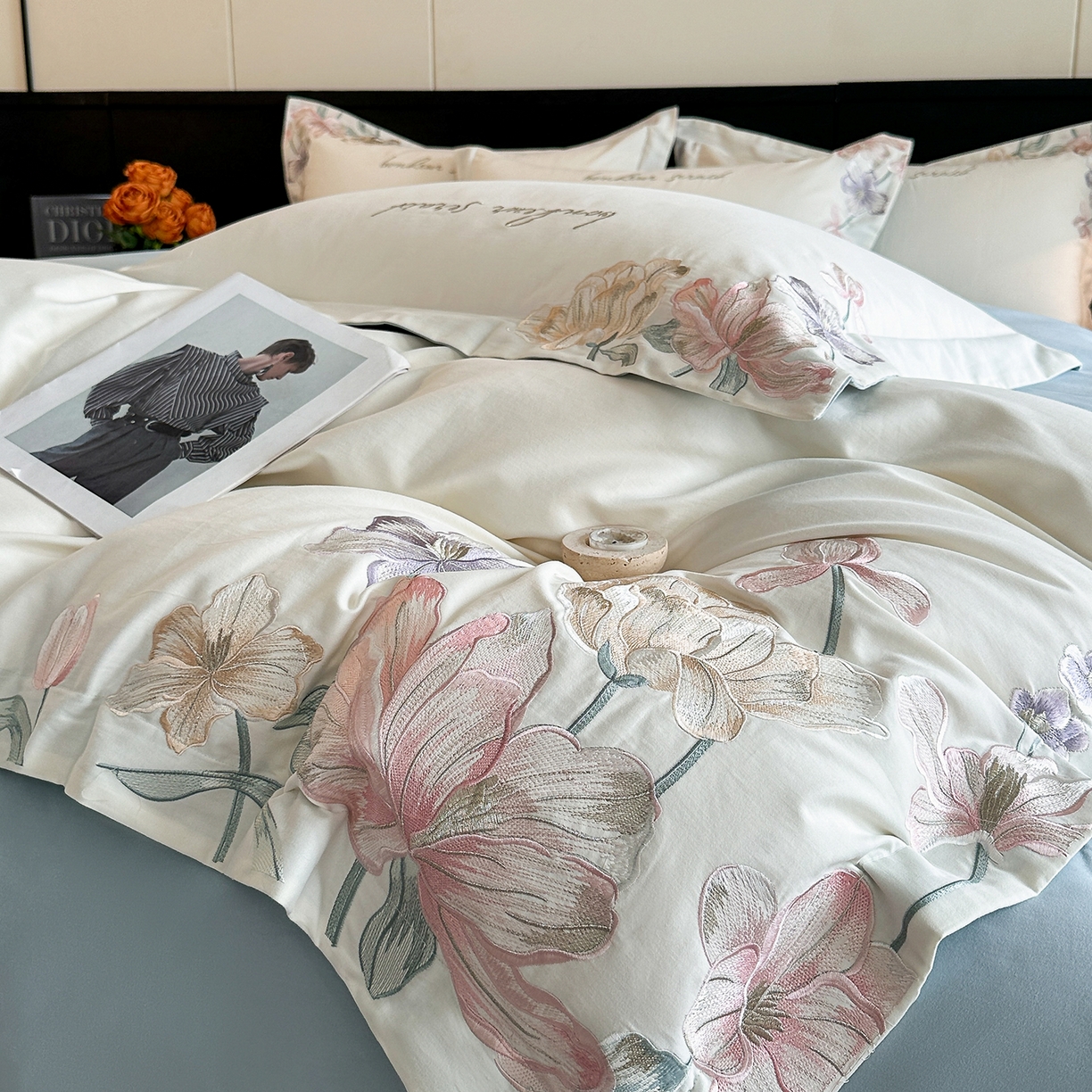 91家纺网 家纺一手货源 找家纺 置顶家纺 2025秋冬新款加厚全棉磨毛四件套-秘密花园 秘密花园-奶白+蓝