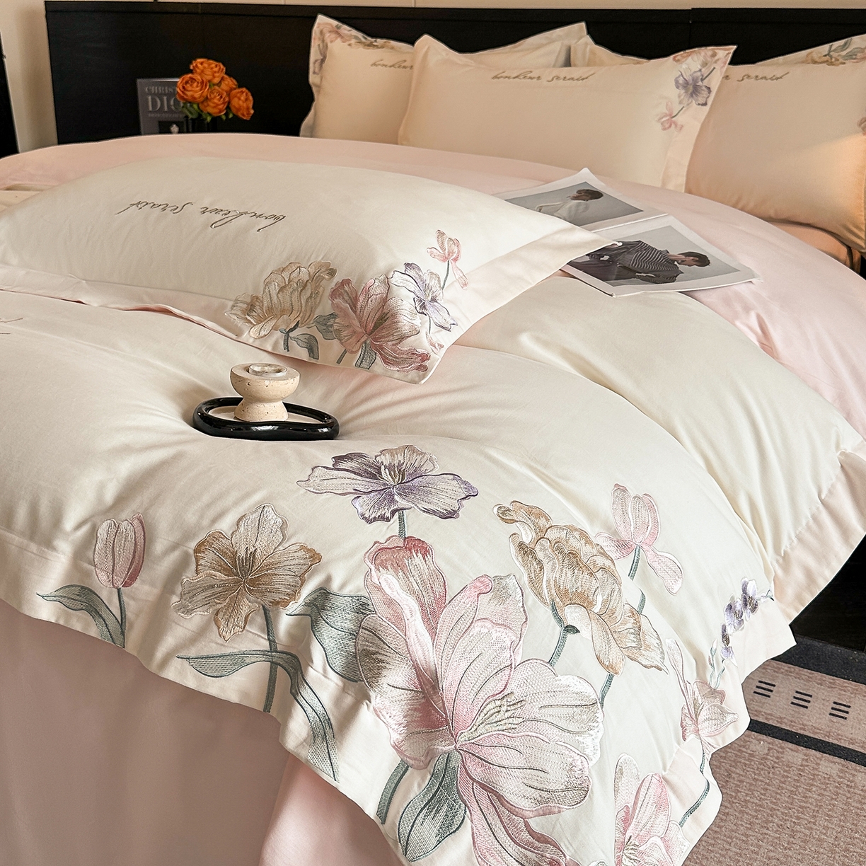 91家纺网 家纺一手货源 找家纺 置顶家纺 2025秋冬新款加厚全棉磨毛四件套-秘密花园 秘密花园-奶白+粉