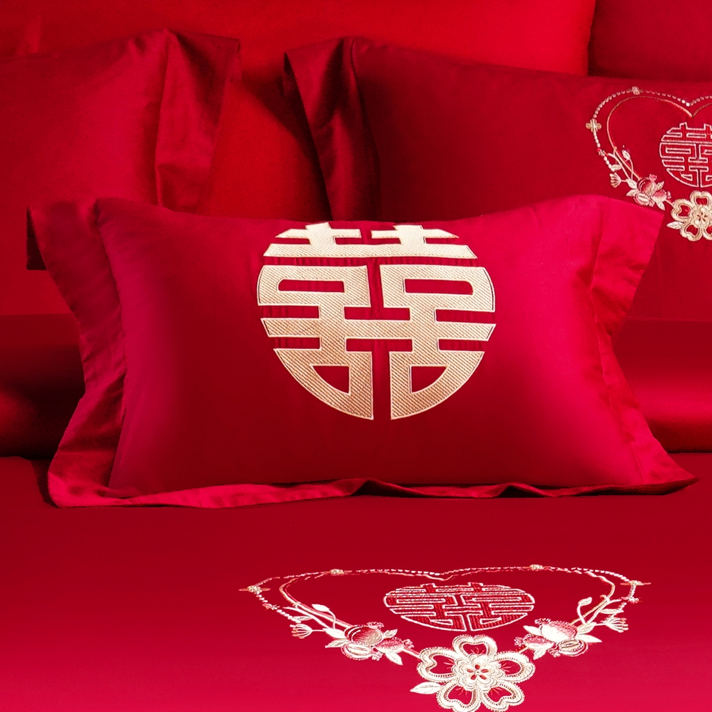 91家纺网 家纺一手货源 找家纺 置顶家纺 2025新款新中式婚庆亲肤刺绣四件套 倾心-大红