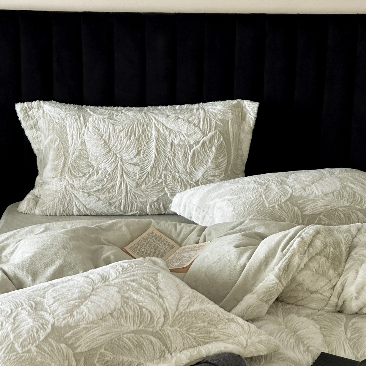 91家纺网 家纺一手货源 找家纺 （总）MIU缪家居 2025新款A版兔毛B版牛奶绒四件套-挪威森林