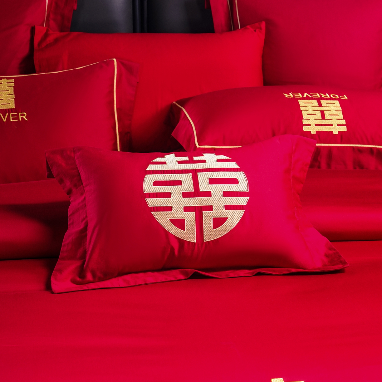 91家纺网 家纺一手货源 找家纺 置顶家纺 2025新款新中式婚庆亲肤刺绣四件套 喜结良缘升级版-大红