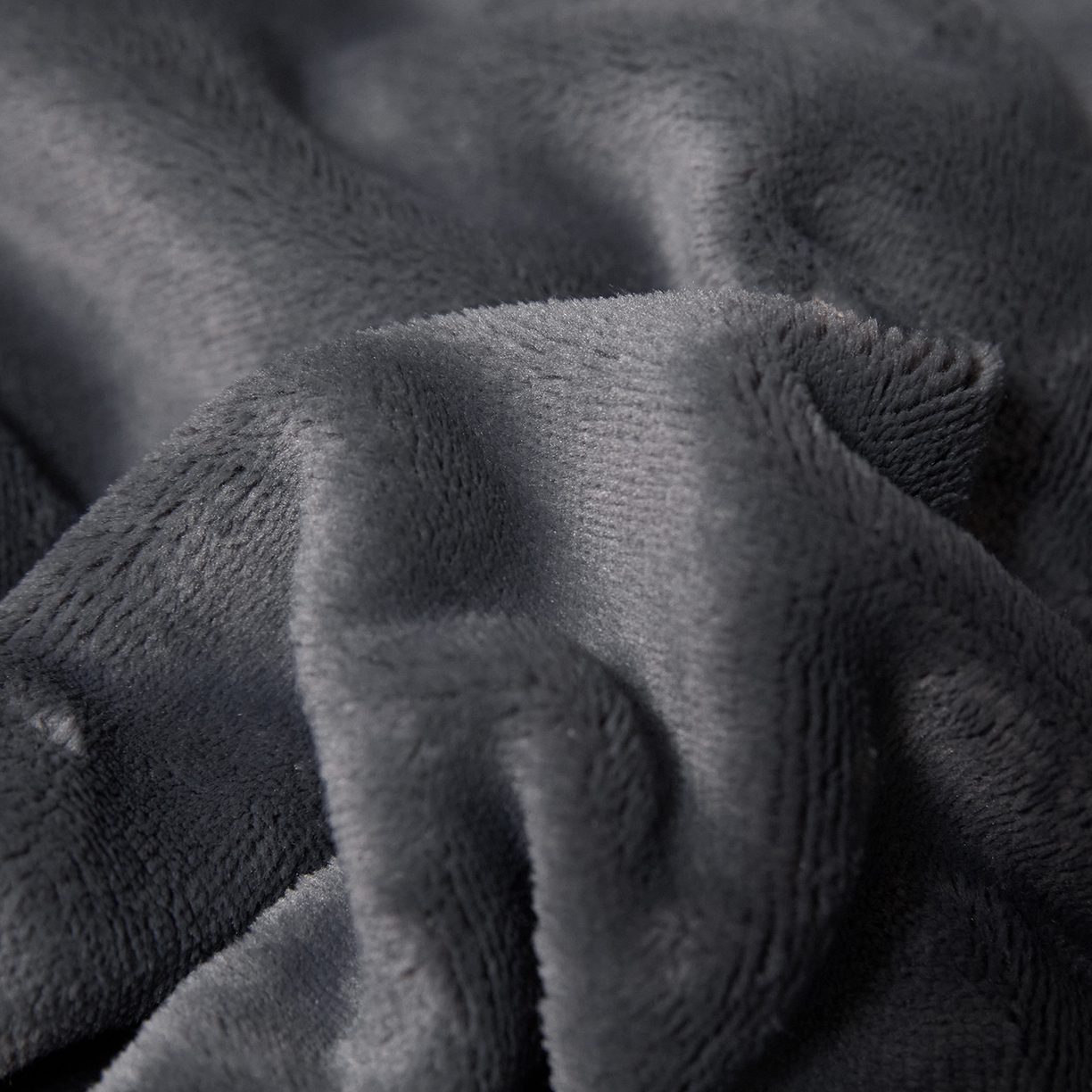 91家纺网 家纺一手货源 找家纺 新方向 2025新款全消光A类刺绣牛奶绒四件套-赫本 赫本-爵士灰