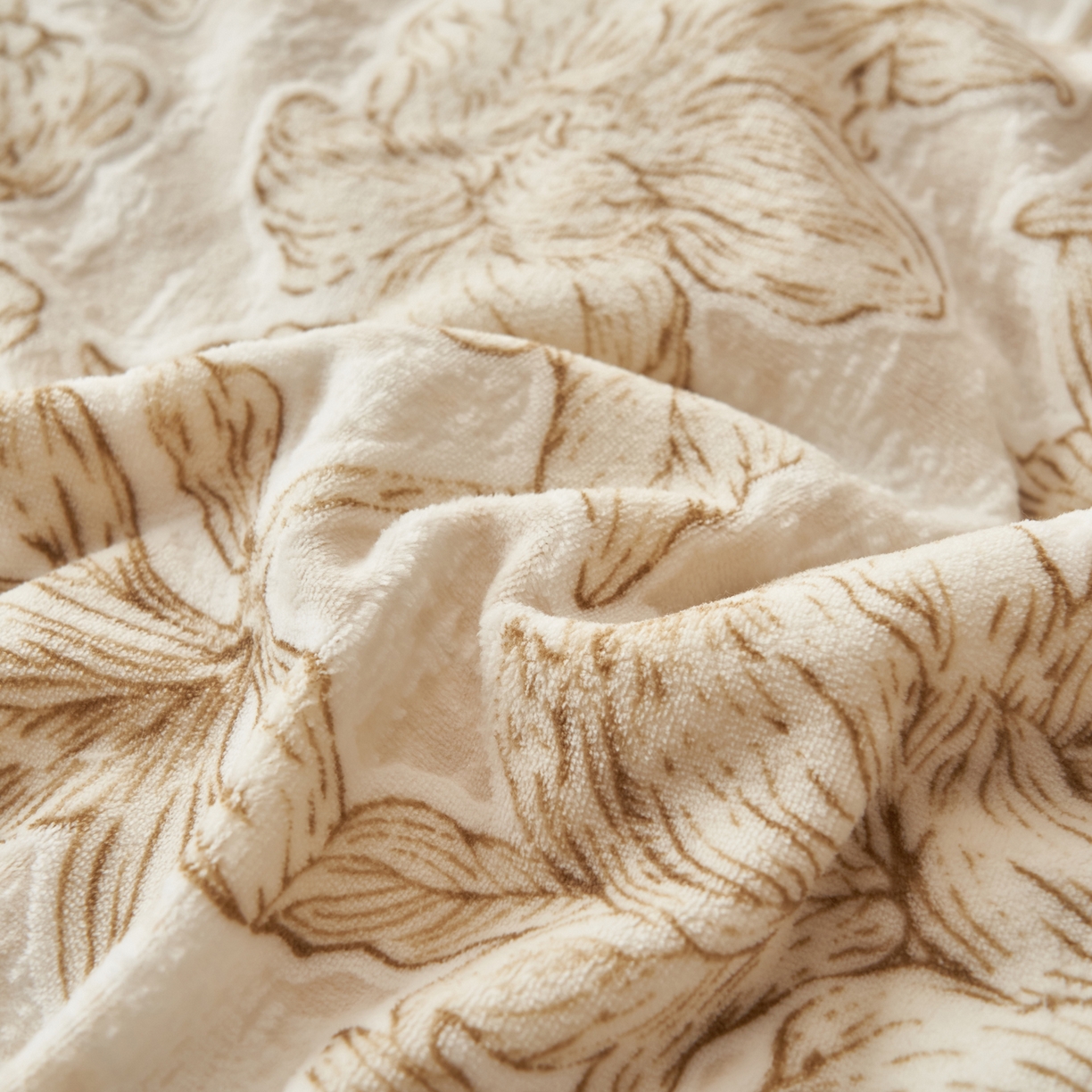 91家纺网 家纺一手货源 找家纺 晨曦家纺 2025新款兔毛包边雕花琅花牛奶绒四件套复古高级感轻奢 爱伦娜