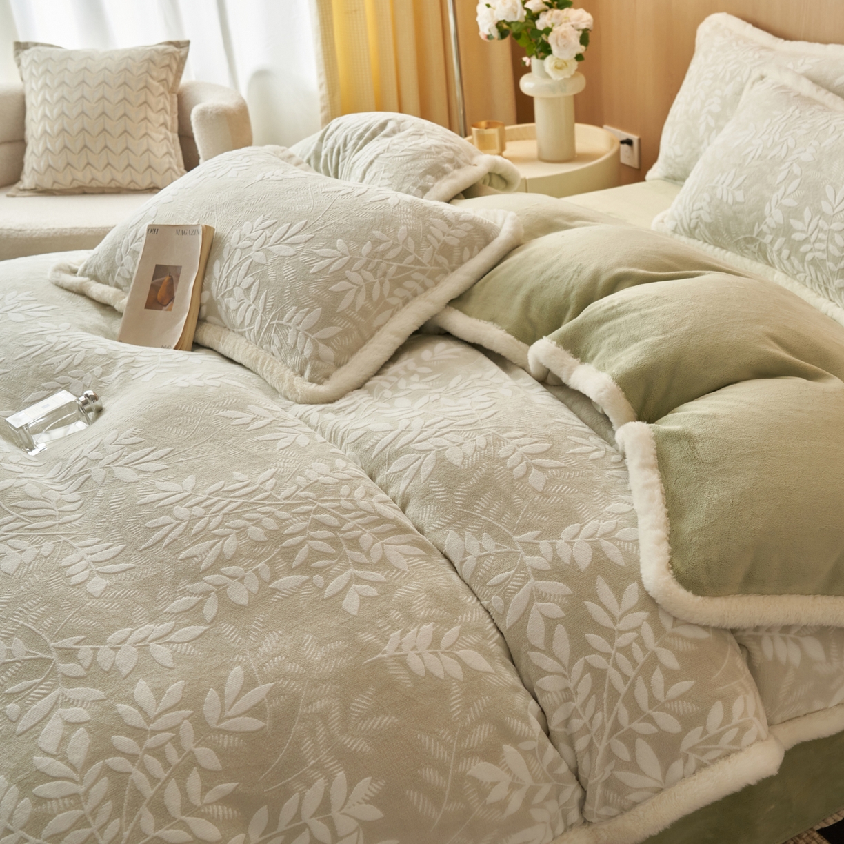 91家纺网 家纺一手货源 找家纺 晨曦家纺 2025新款兔毛包边雕花琅花牛奶绒四件套复古高级感轻奢 叶叶情深