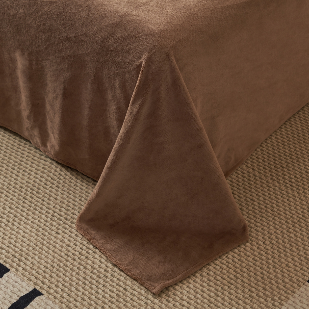 91家纺网 家纺一手货源 找家纺 晨曦家纺 2025新款兔毛包边雕花琅花牛奶绒四件套复古高级感轻奢 黛丝