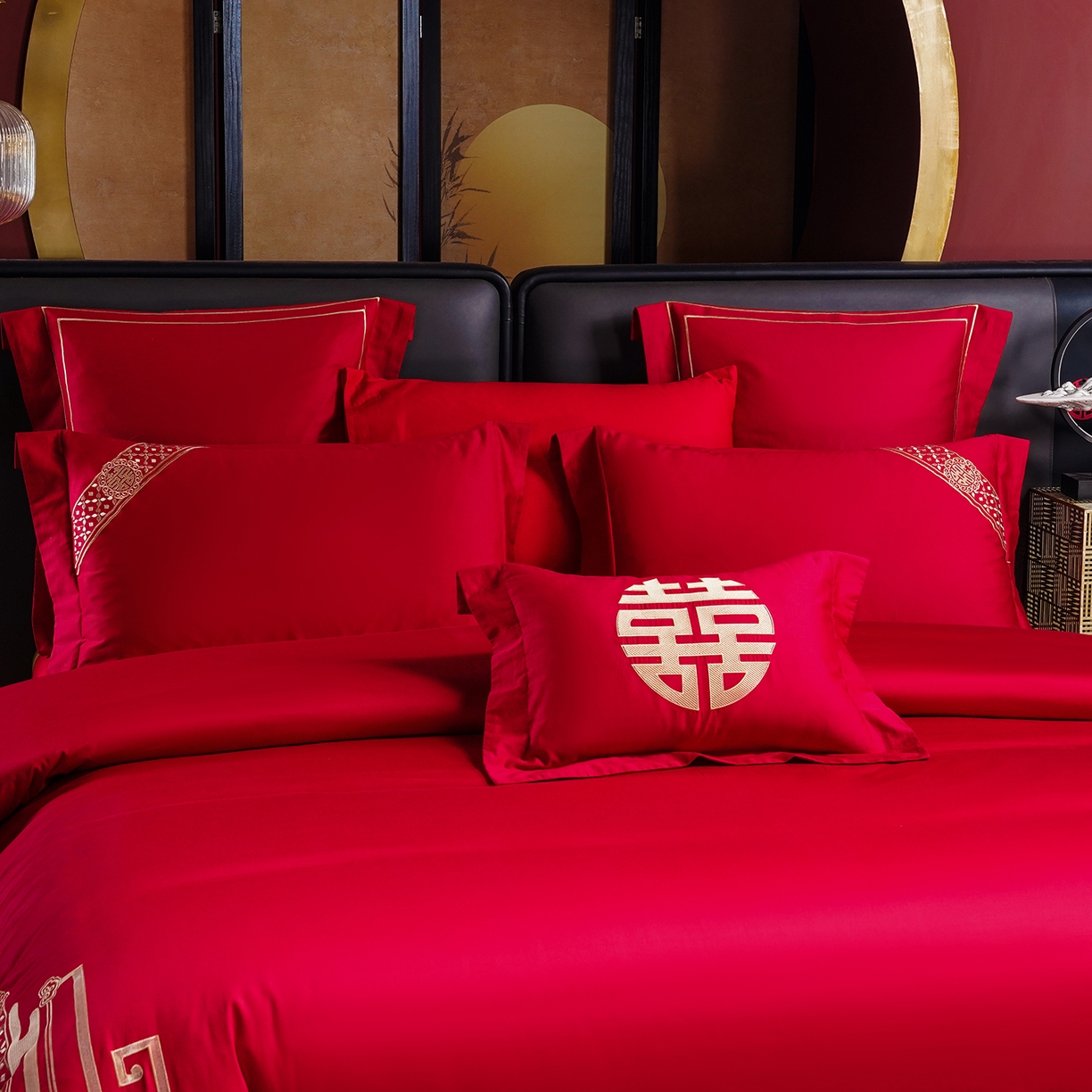 91家纺网 家纺一手货源 找家纺 置顶家纺 2025新款新中式婚庆亲肤刺绣四件套 禧结良缘-大红