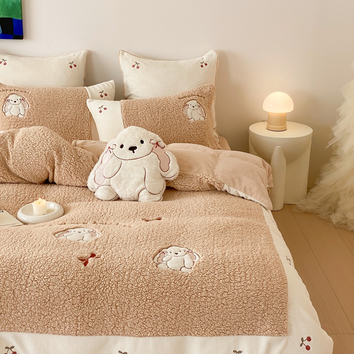 91家纺网 家纺一手货源 找家纺 （总）MIU缪家居 2025新款A版兔毛B版牛奶绒四件套-呆萌兔