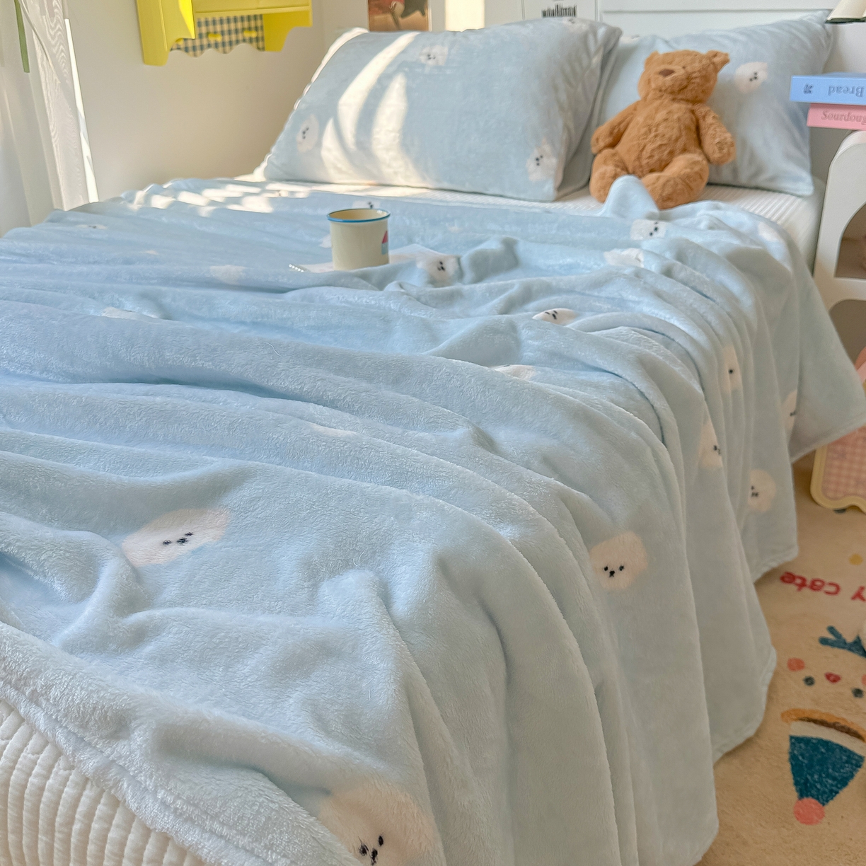 91家纺网 家纺一手货源 找家纺 韩巢家纺 2025新款四季可用牛奶绒多功能毛毯 可爱狗头-蓝