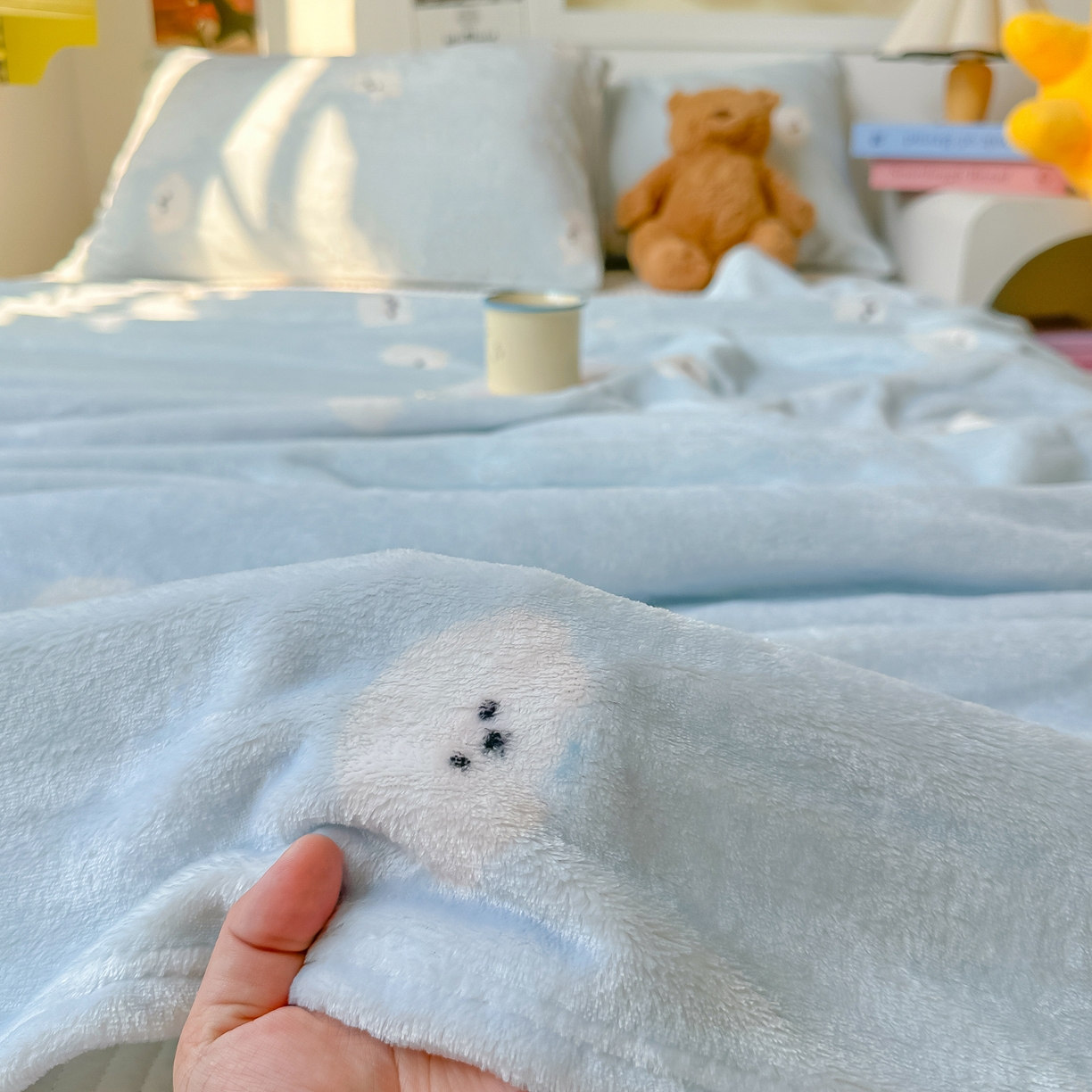 91家纺网 家纺一手货源 找家纺 韩巢家纺 2025新款四季可用牛奶绒多功能毛毯 可爱狗头-蓝