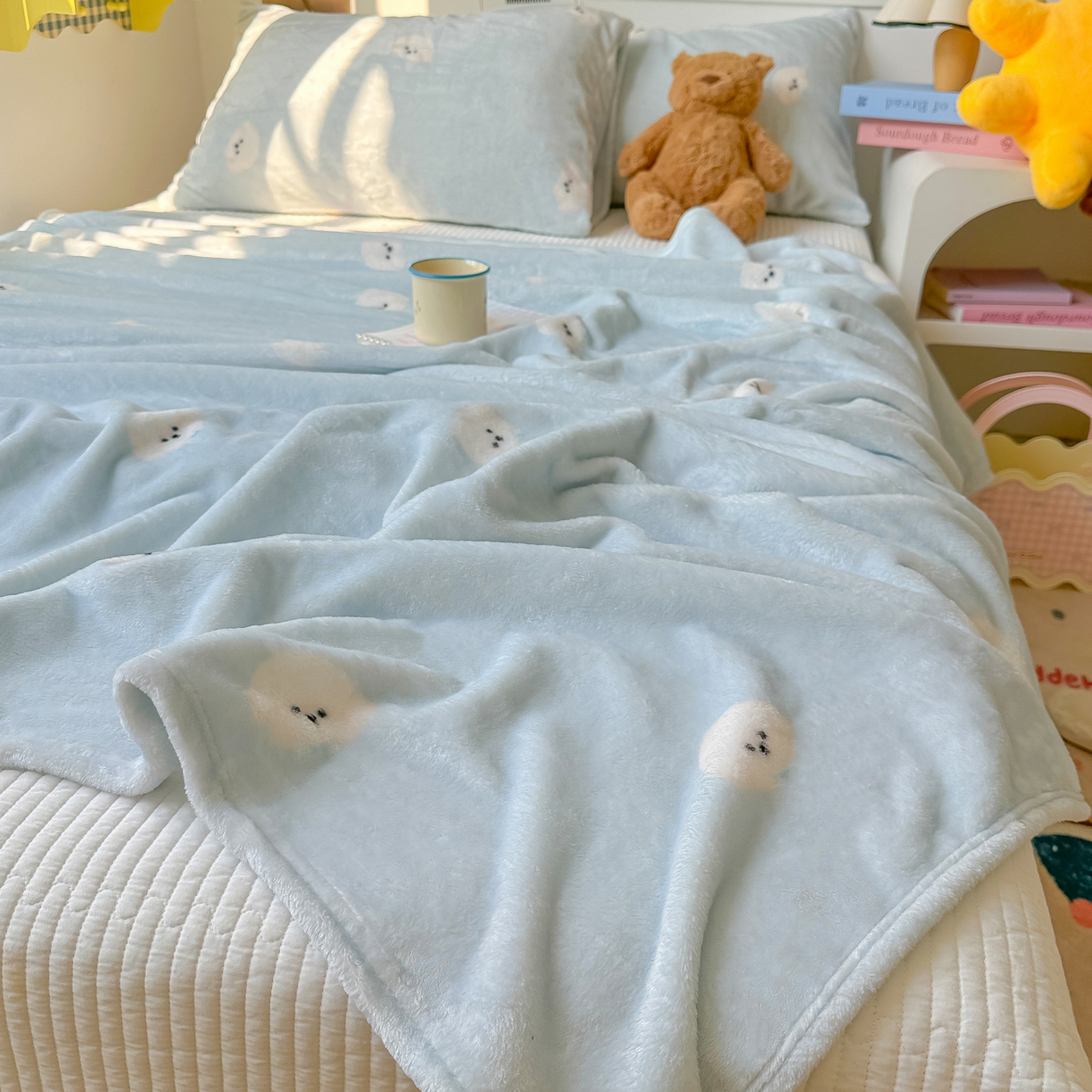 91家纺网 家纺一手货源 找家纺 韩巢家纺 2025新款四季可用牛奶绒多功能毛毯 可爱狗头-蓝