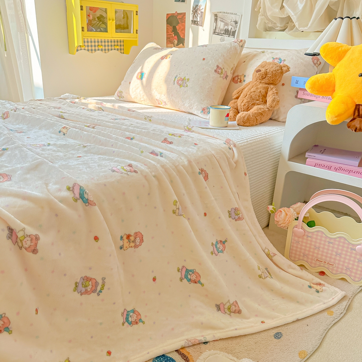 91家纺网 家纺一手货源 找家纺 韩巢家纺 2025新款四季可用牛奶绒多功能毛毯 萌萌女孩