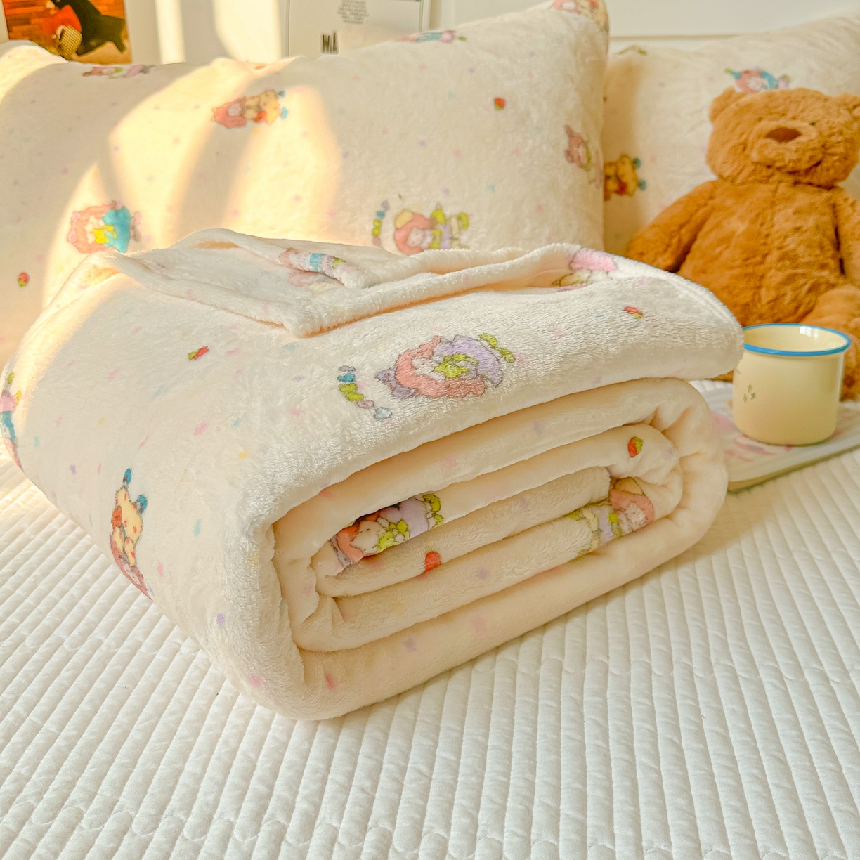 91家纺网 家纺一手货源 找家纺 韩巢家纺 2025新款四季可用牛奶绒多功能毛毯 萌萌女孩