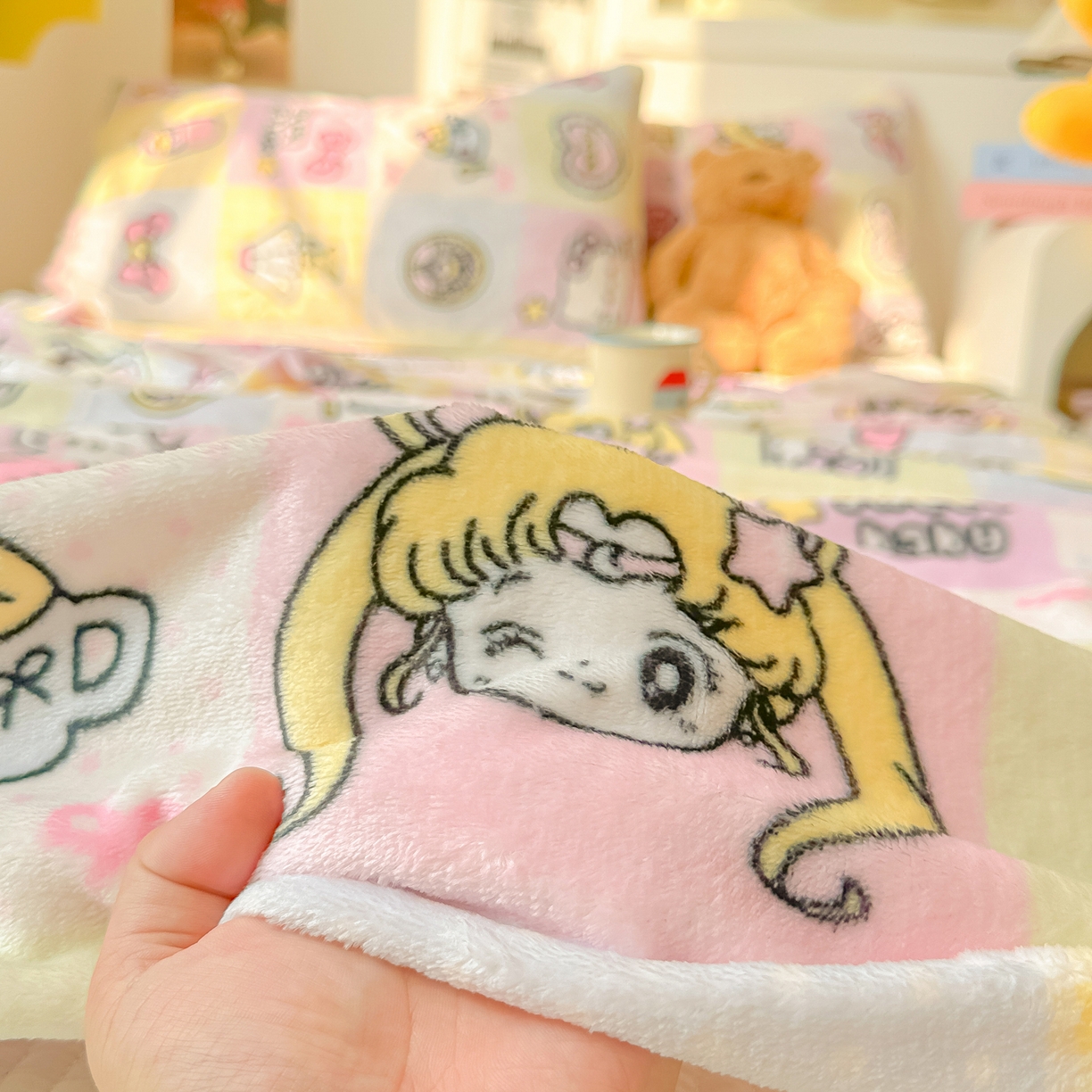 91家纺网 家纺一手货源 找家纺 韩巢家纺 2025新款四季可用牛奶绒多功能毛毯 少女战士