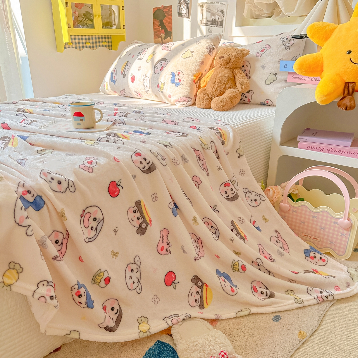 91家纺网 家纺一手货源 找家纺 韩巢家纺 2025新款四季可用牛奶绒多功能毛毯 糖果蜡笔