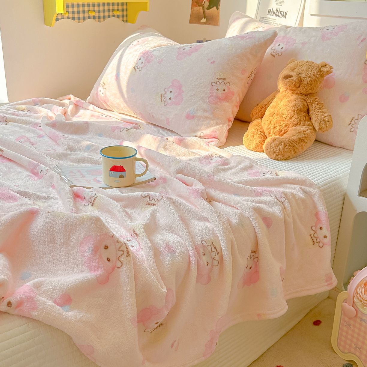 91家纺网 家纺一手货源 找家纺 韩巢家纺 2025新款四季可用牛奶绒多功能毛毯 甜茶小美