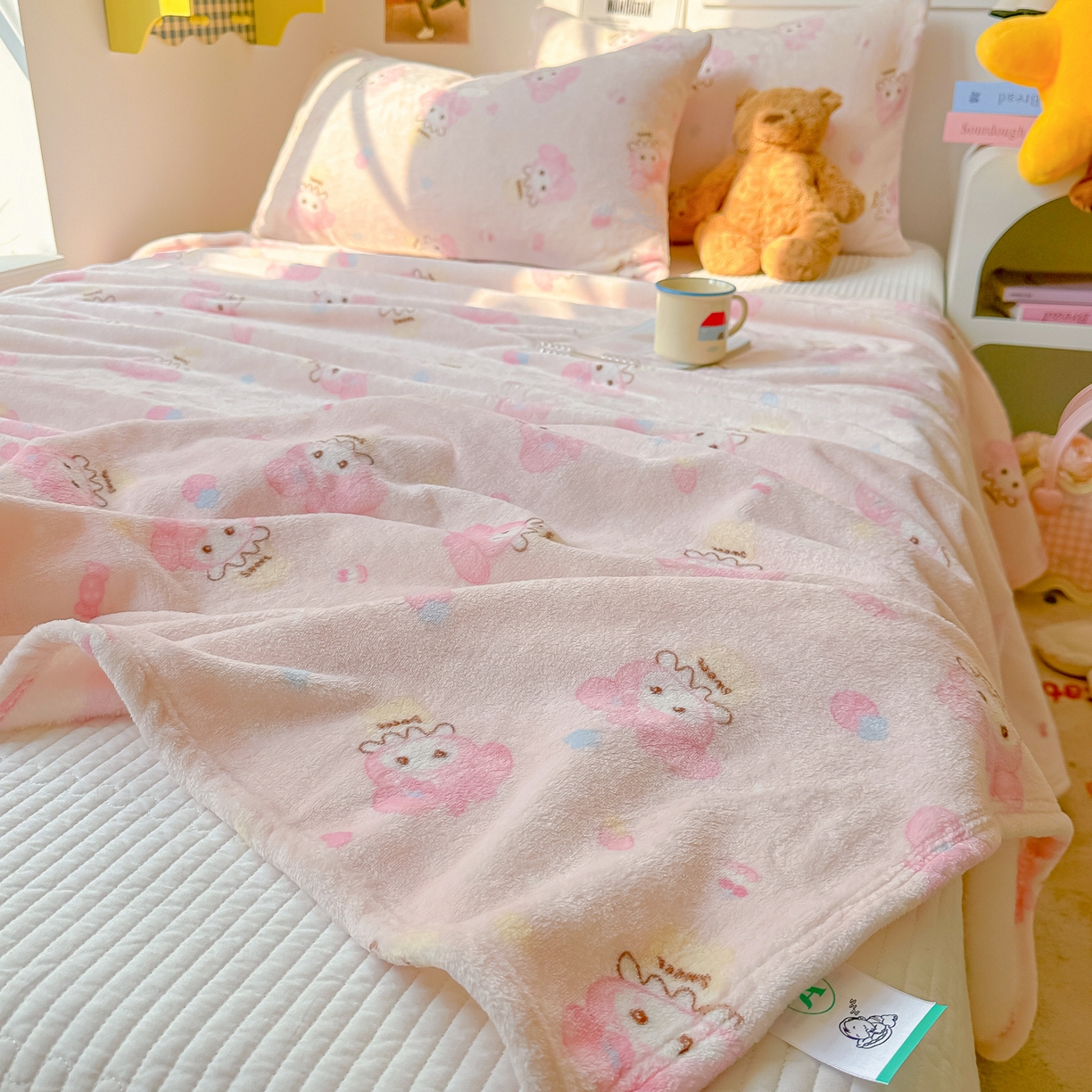 91家纺网 家纺一手货源 找家纺 韩巢家纺 2025新款四季可用牛奶绒多功能毛毯 甜茶小美