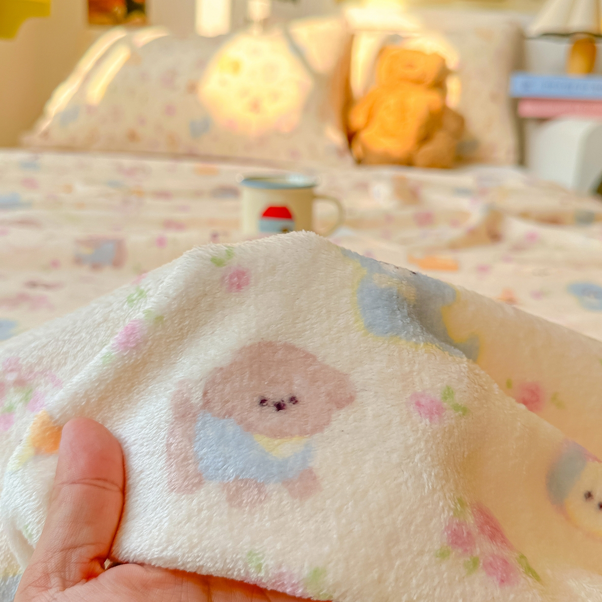 91家纺网 家纺一手货源 找家纺 韩巢家纺 2025新款四季可用牛奶绒多功能毛毯 小狗团子