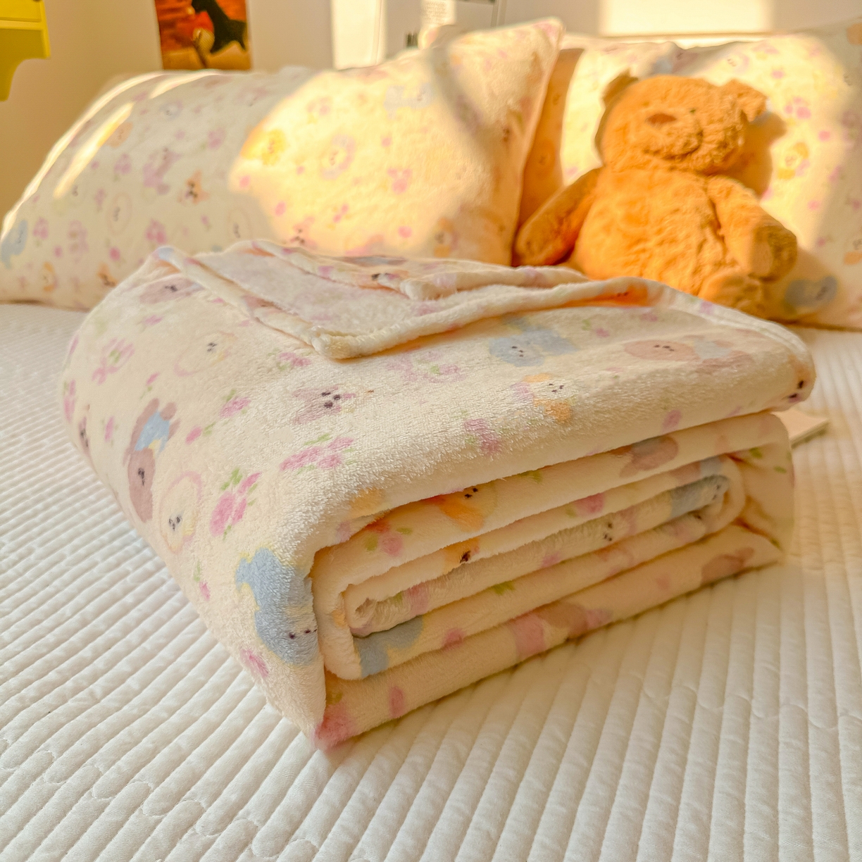 91家纺网 家纺一手货源 找家纺 韩巢家纺 2025新款四季可用牛奶绒多功能毛毯 小狗团子