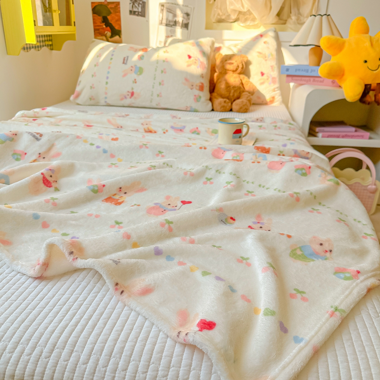 91家纺网 家纺一手货源 找家纺 韩巢家纺 2025新款四季可用牛奶绒多功能毛毯 小兔胡萝卜